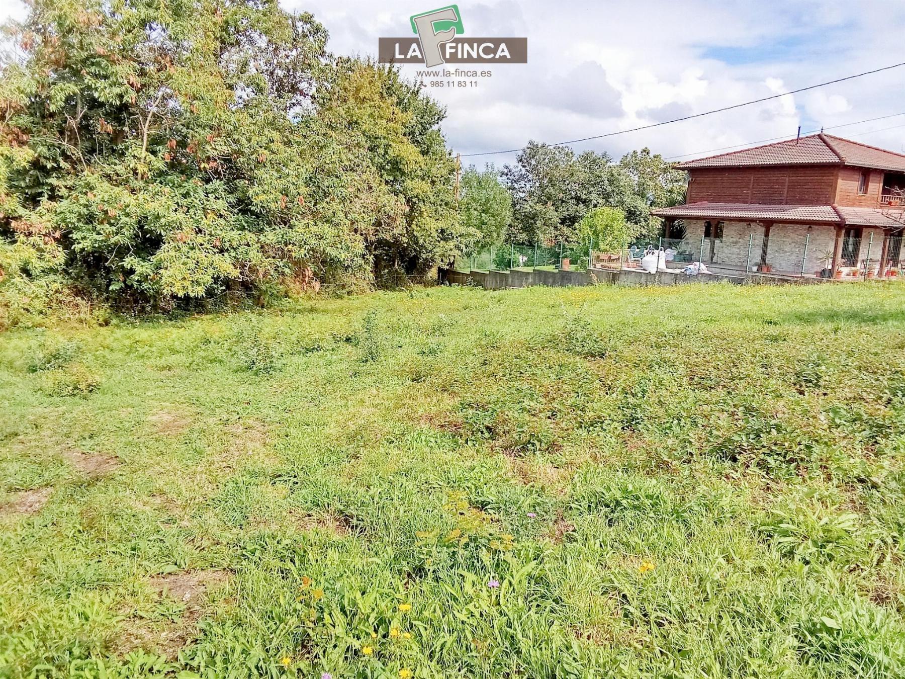 Venta de terreno en Siero