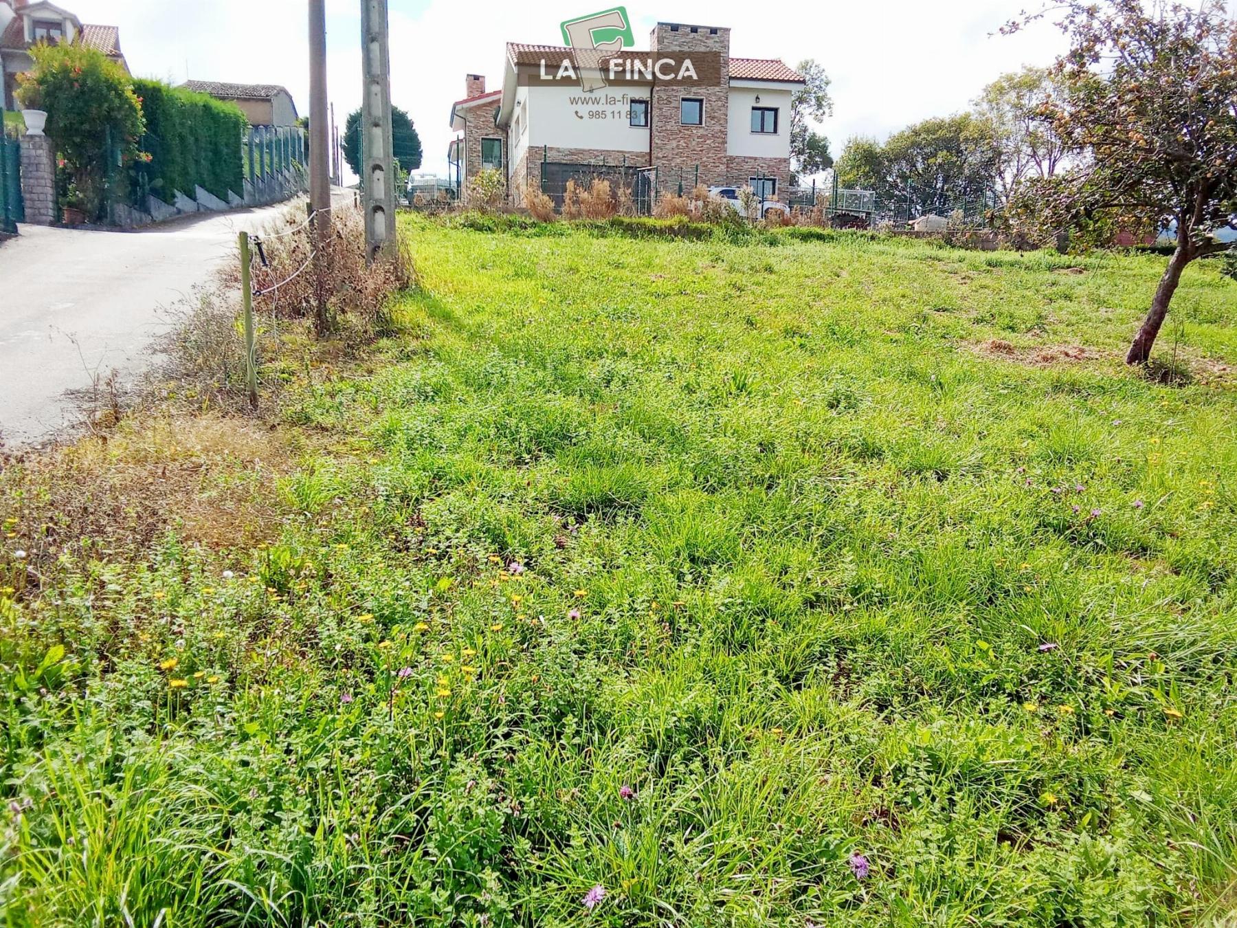 Venta de terreno en Siero