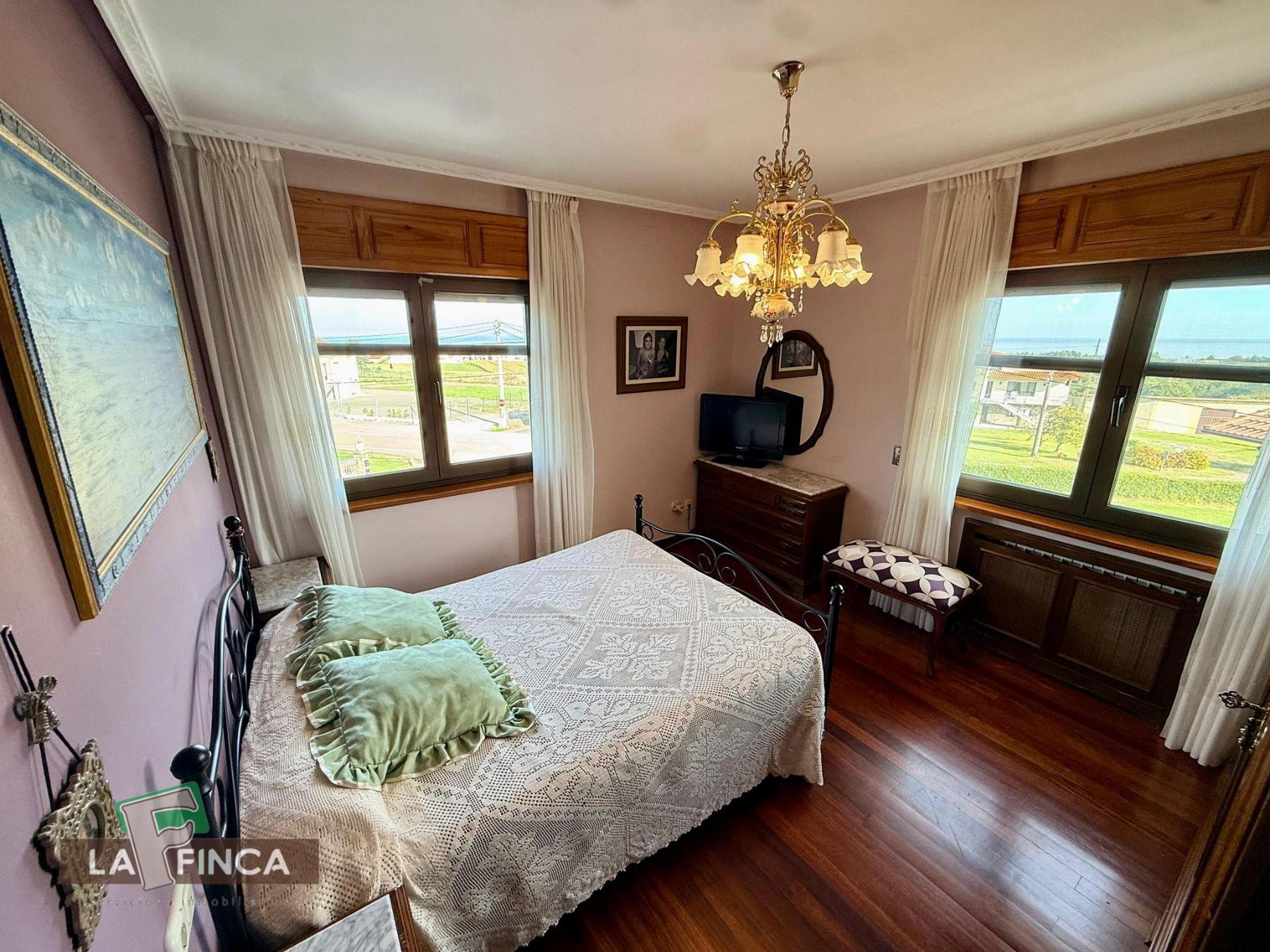 For sale of flat in Cudillero Concejo