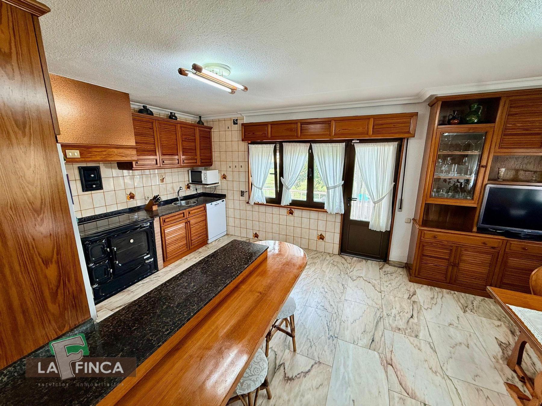 For sale of flat in Cudillero Concejo