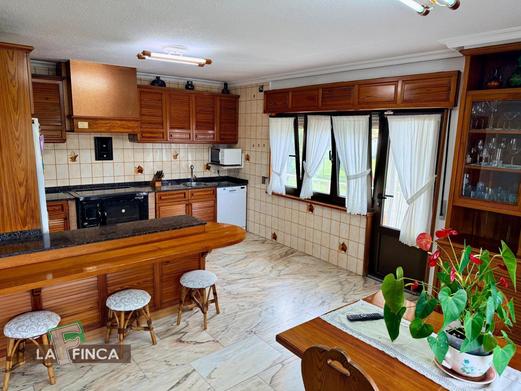 For sale of flat in Cudillero Concejo