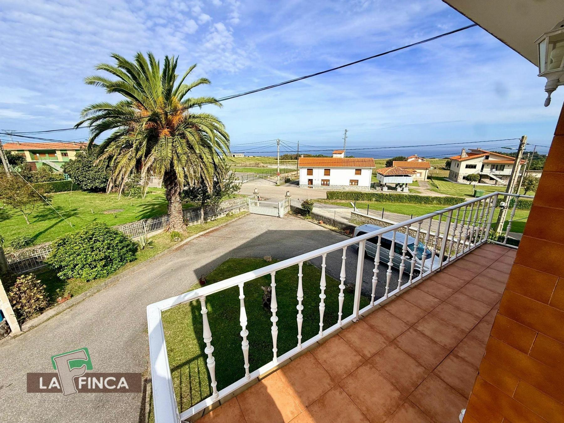 For sale of flat in Cudillero Concejo