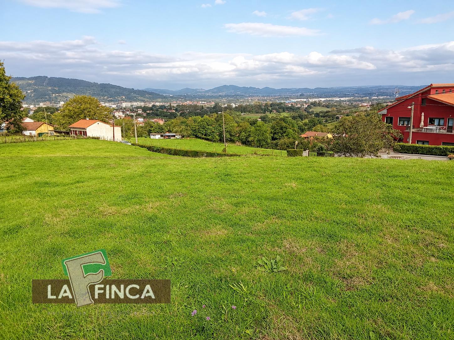 Venta de terreno en Oviedo