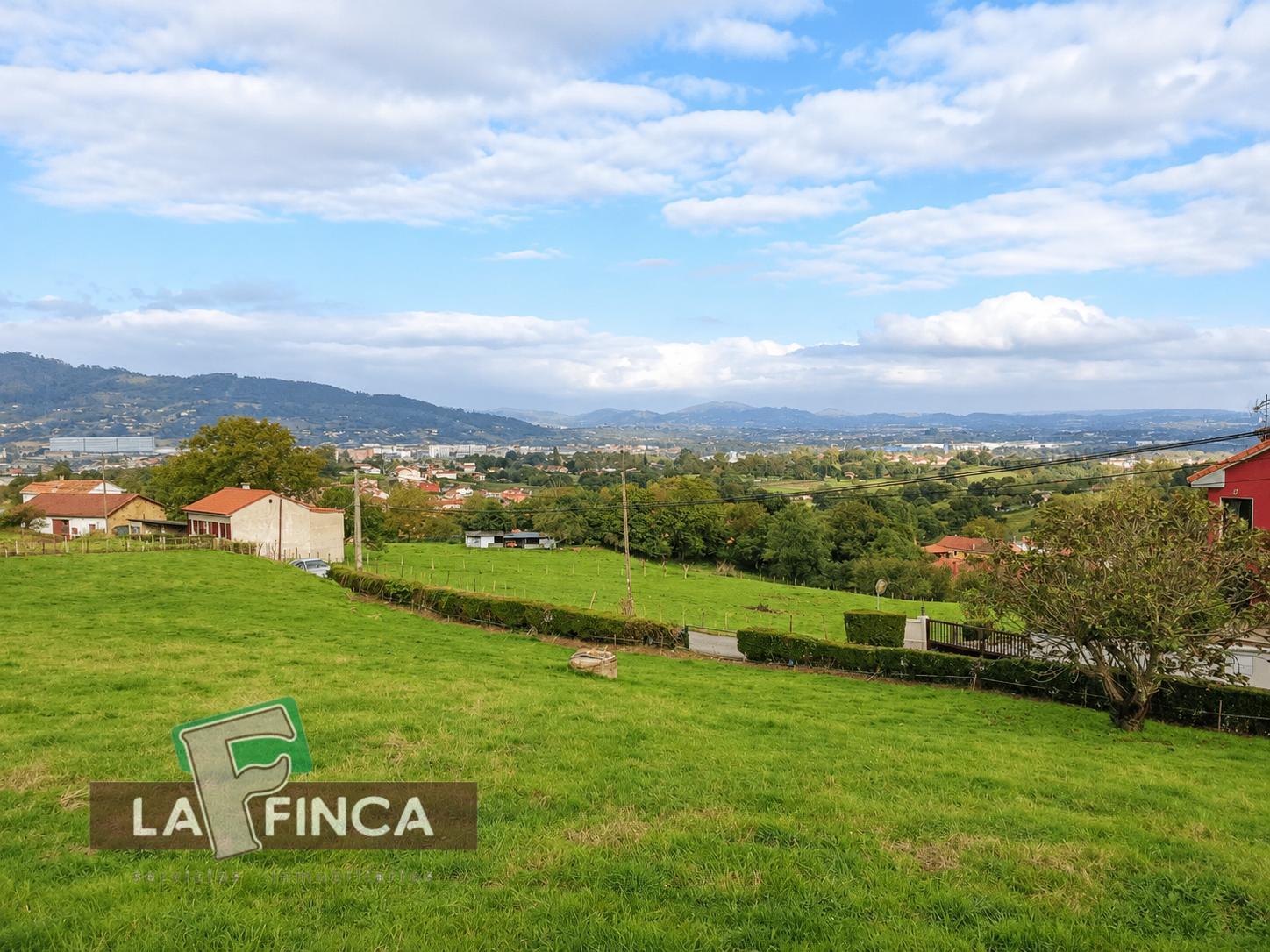 Venta de terreno en Oviedo