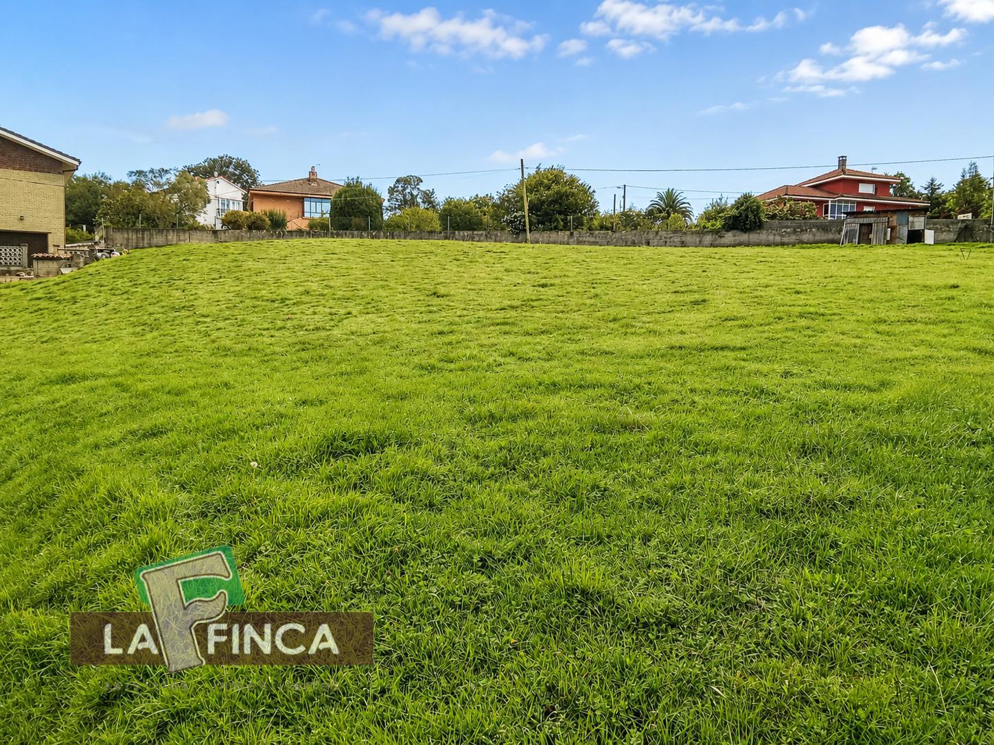 Venta de terreno en Oviedo