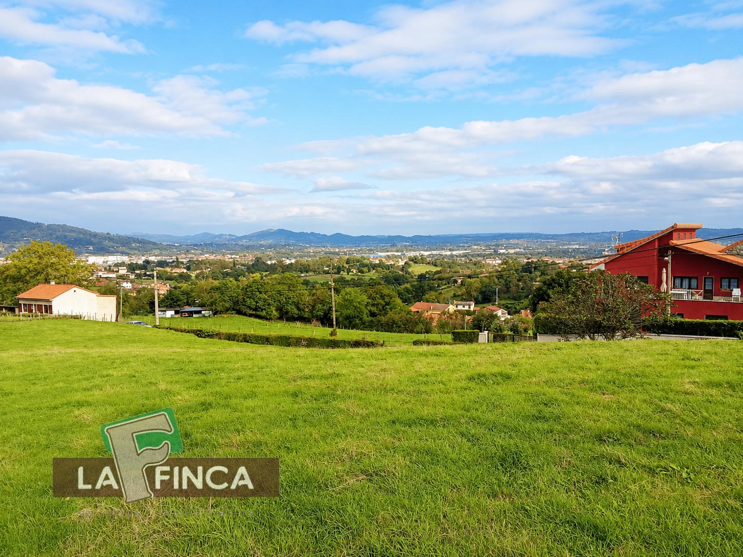 Venta de terreno en Oviedo