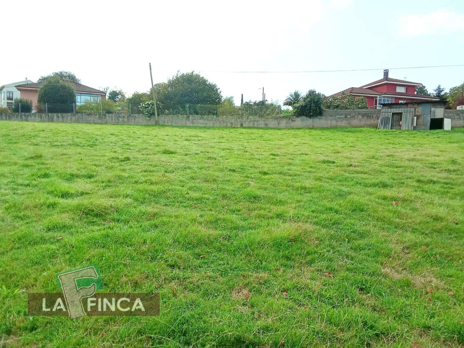 Venta de terreno en Oviedo