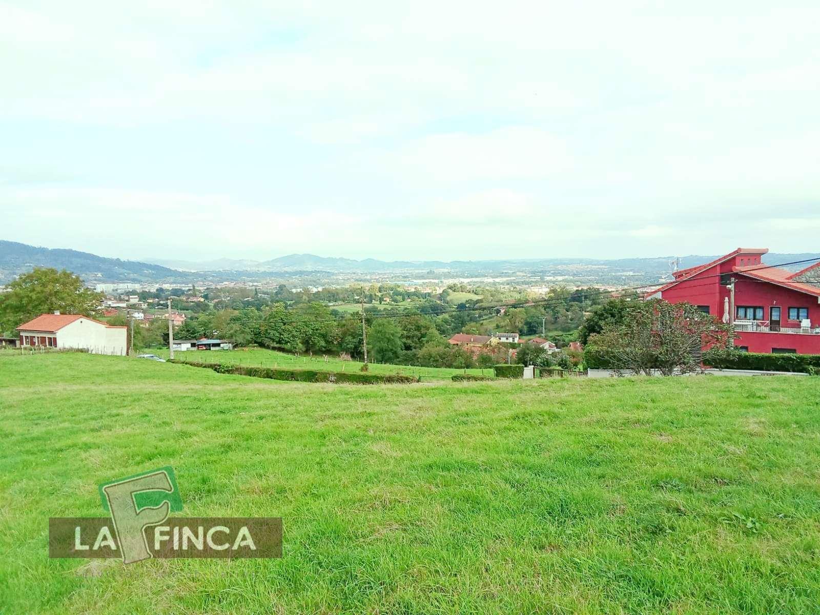 Venta de terreno en Oviedo