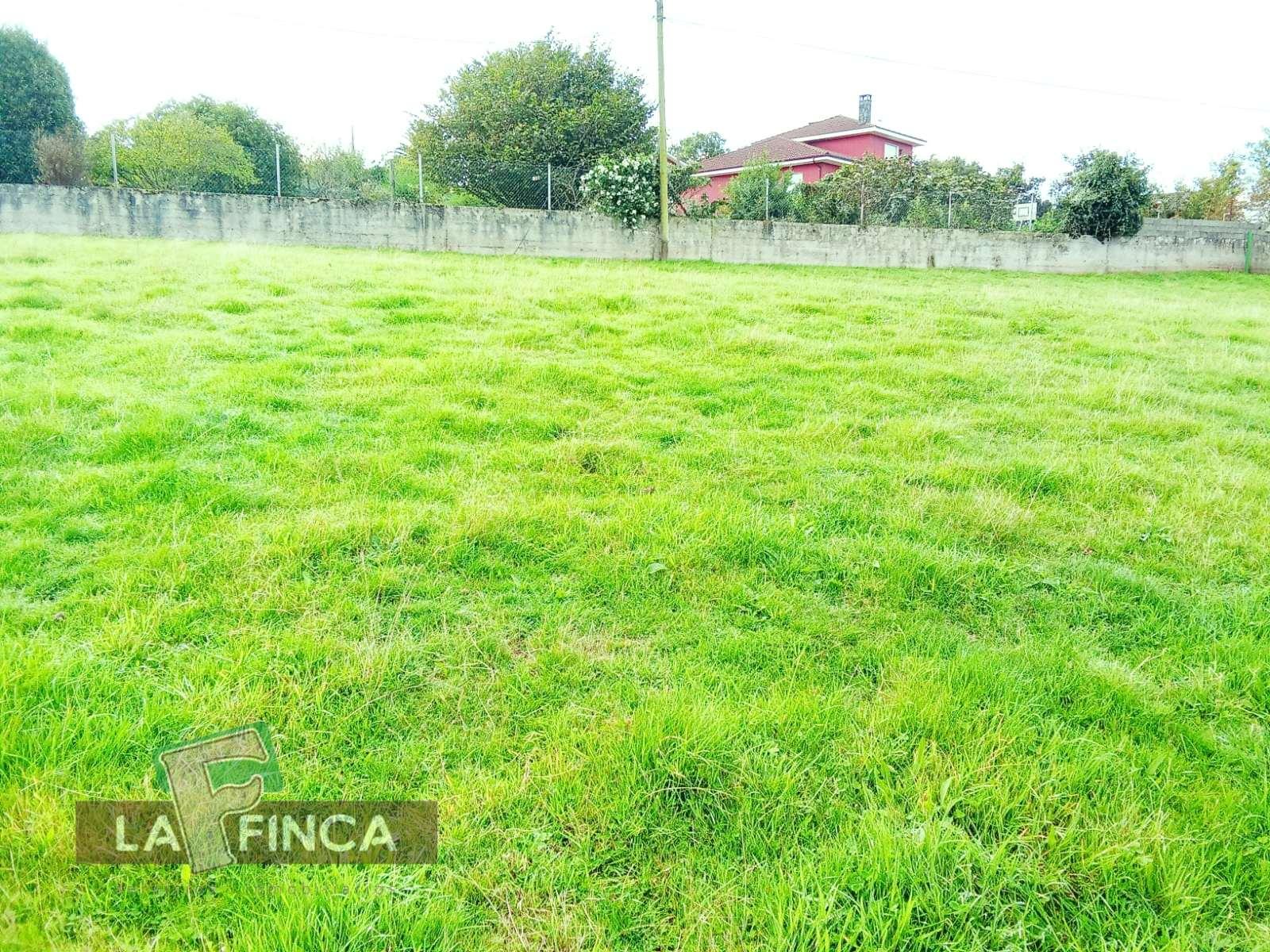 Venta de terreno en Oviedo