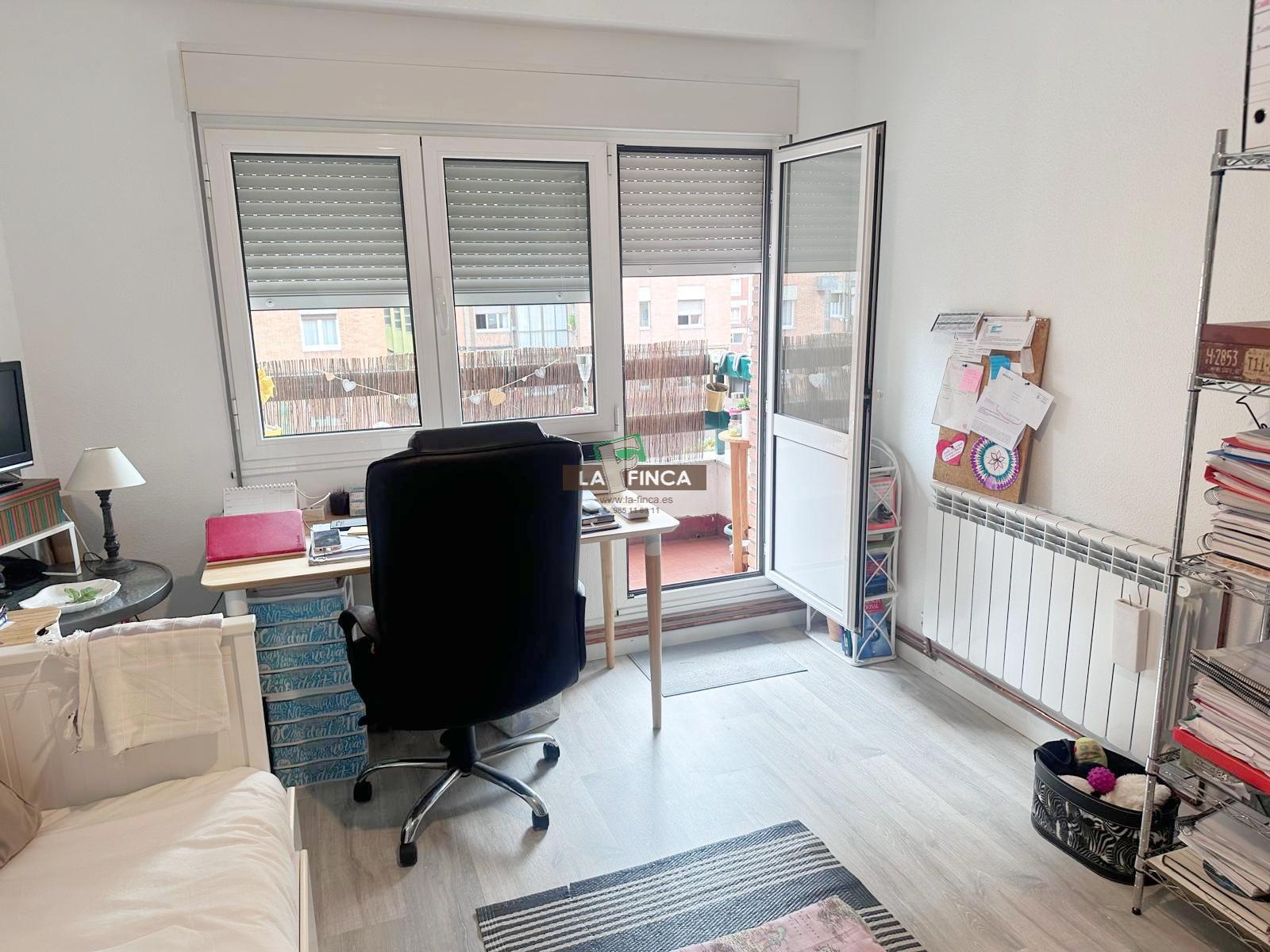 For sale of flat in Oviedo