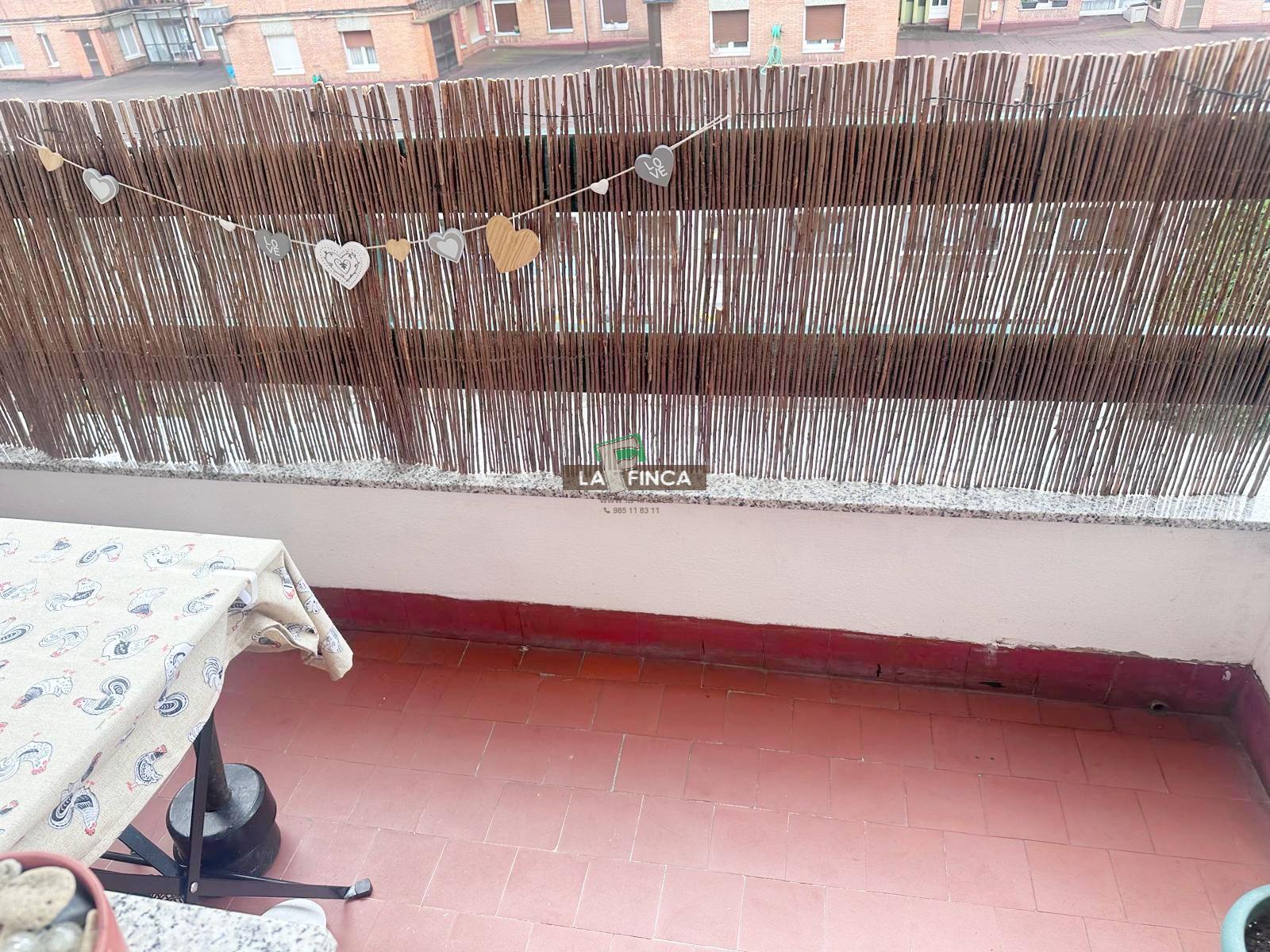 For sale of flat in Oviedo