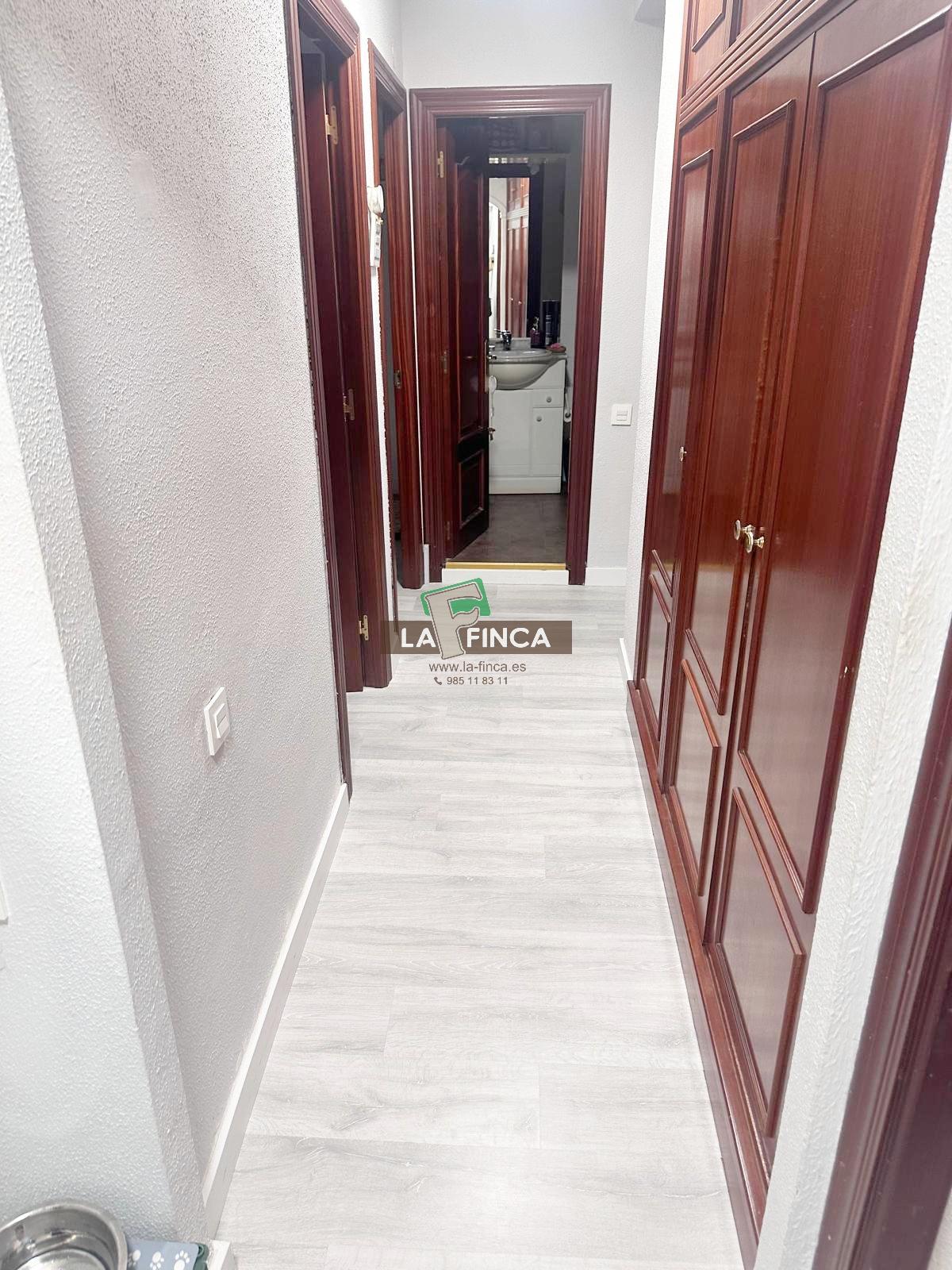 For sale of flat in Oviedo