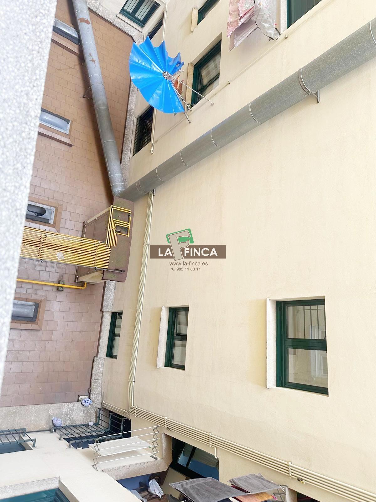 For sale of flat in Oviedo