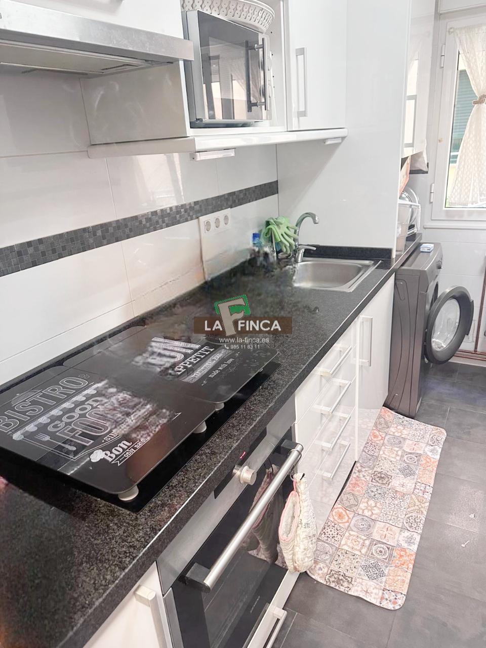 For sale of flat in Oviedo
