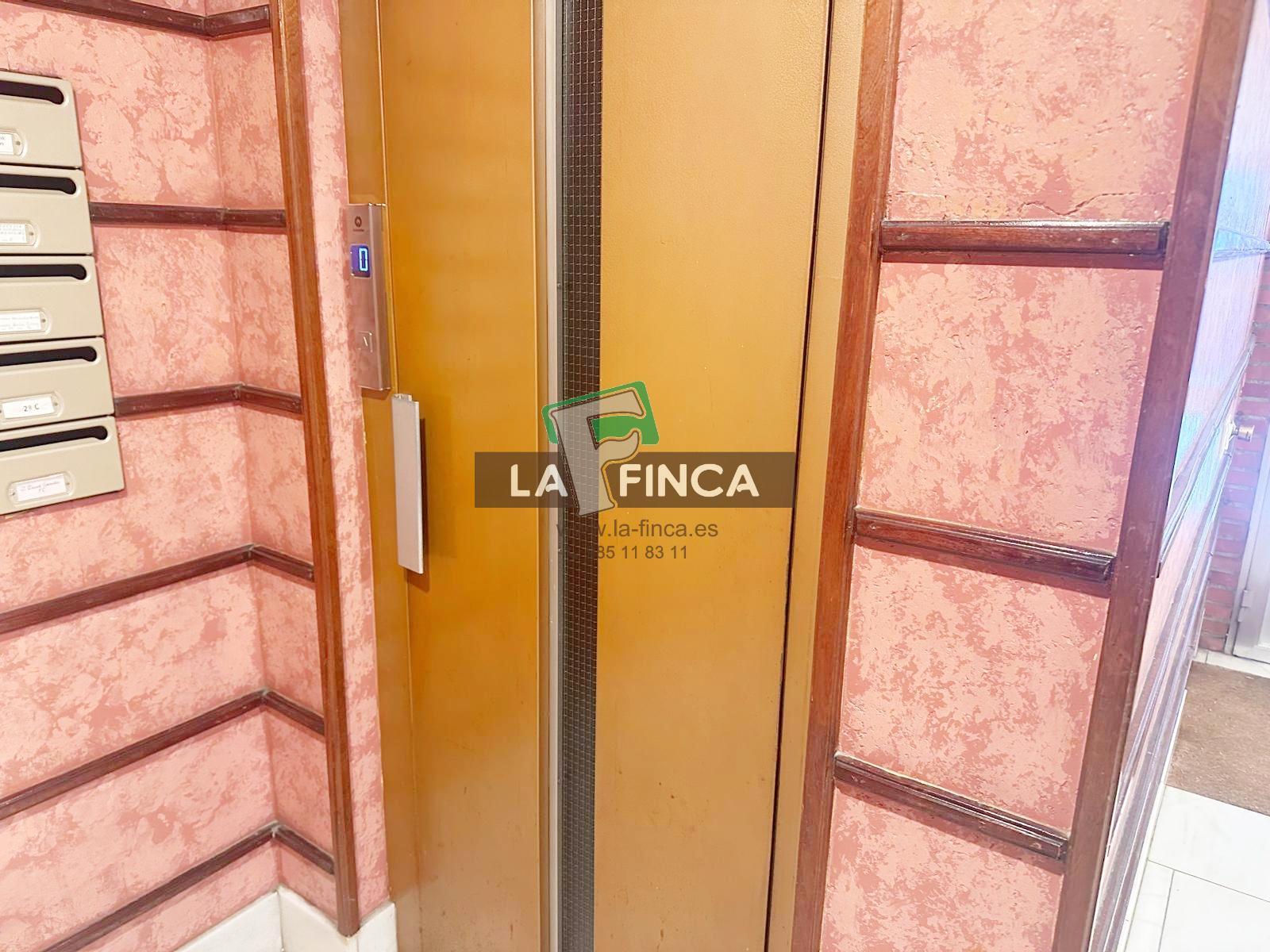 Venta de piso en Oviedo