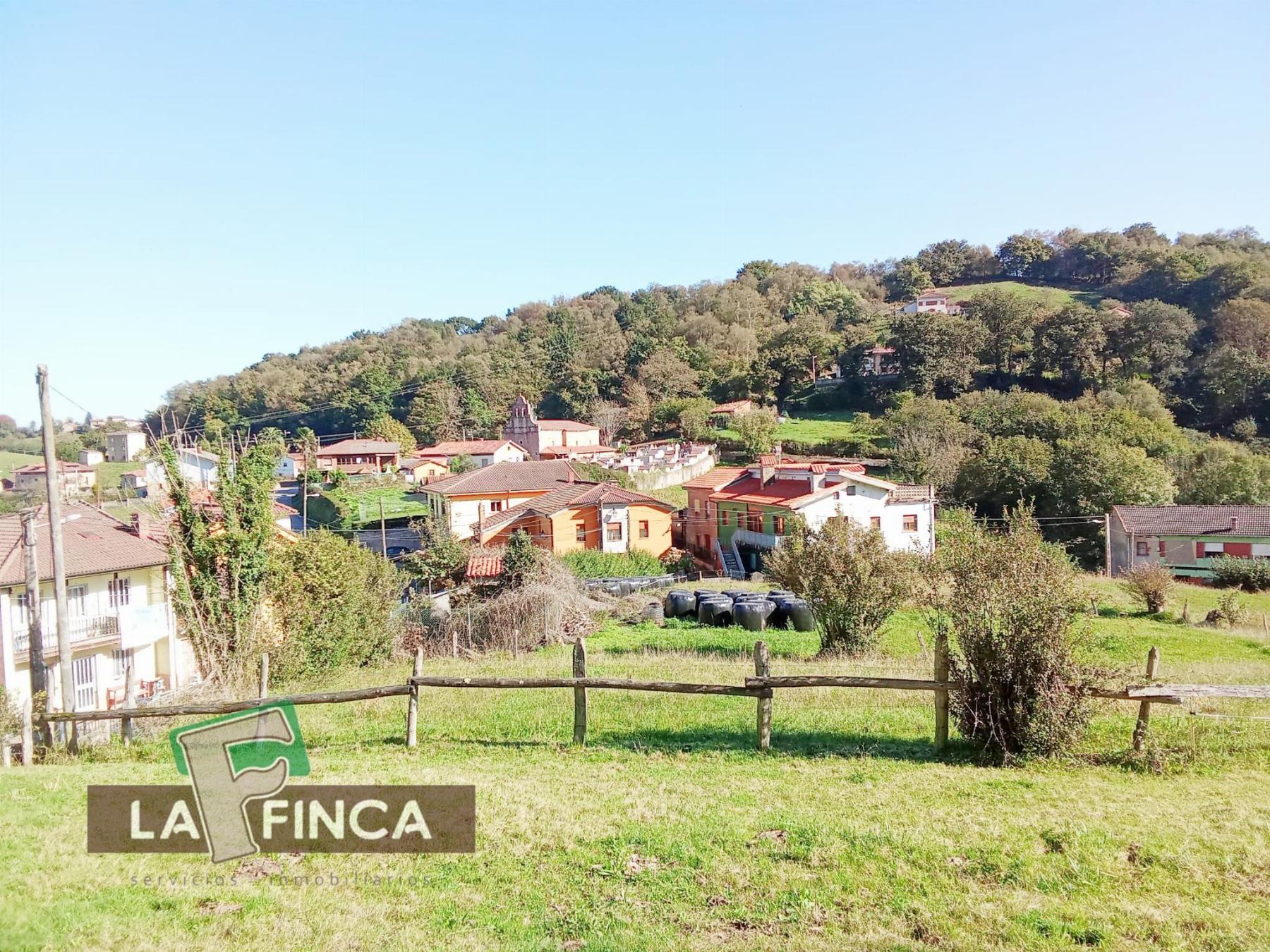 Venta de terreno en Morcín