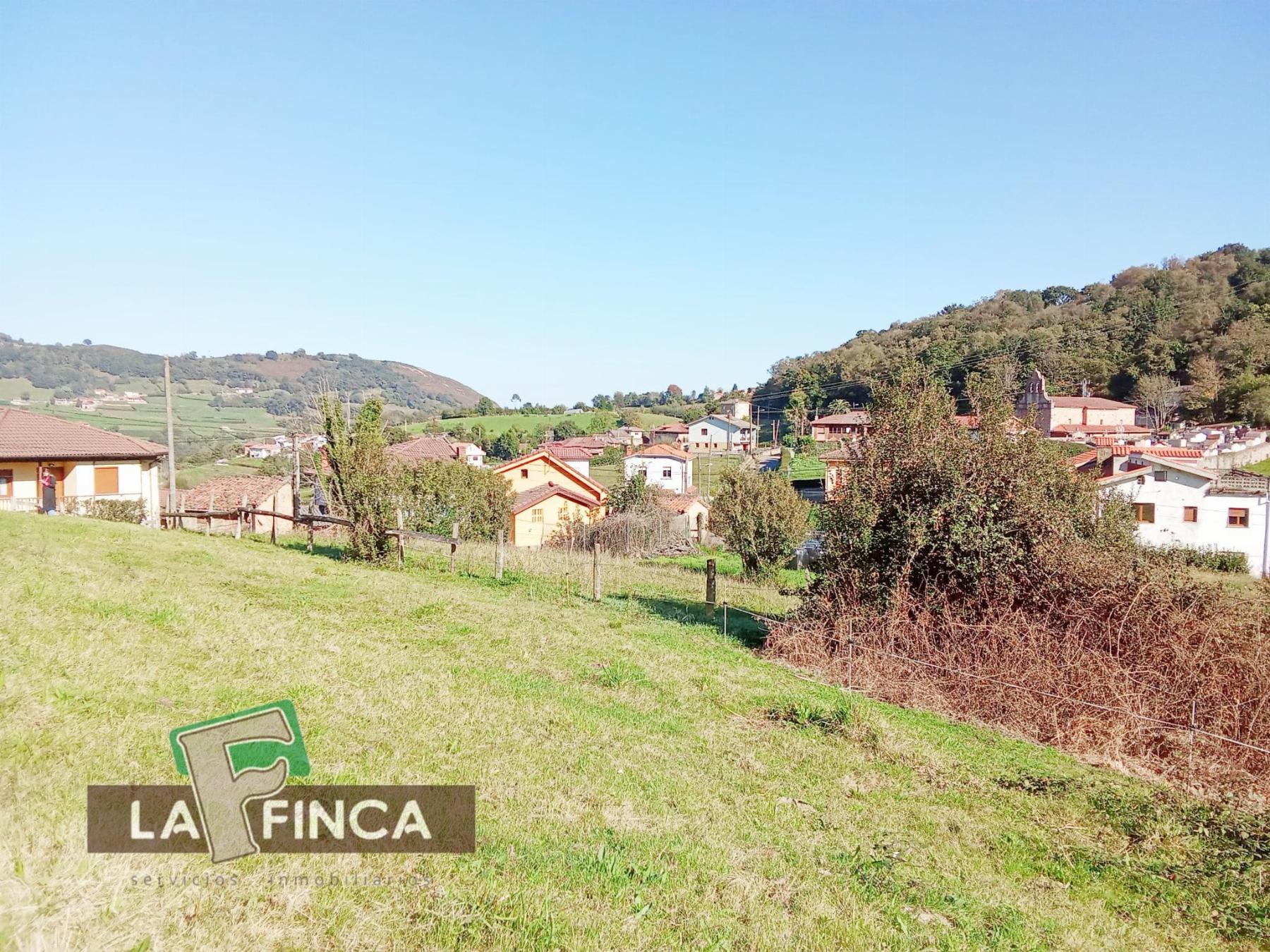 Venta de terreno en Morcín