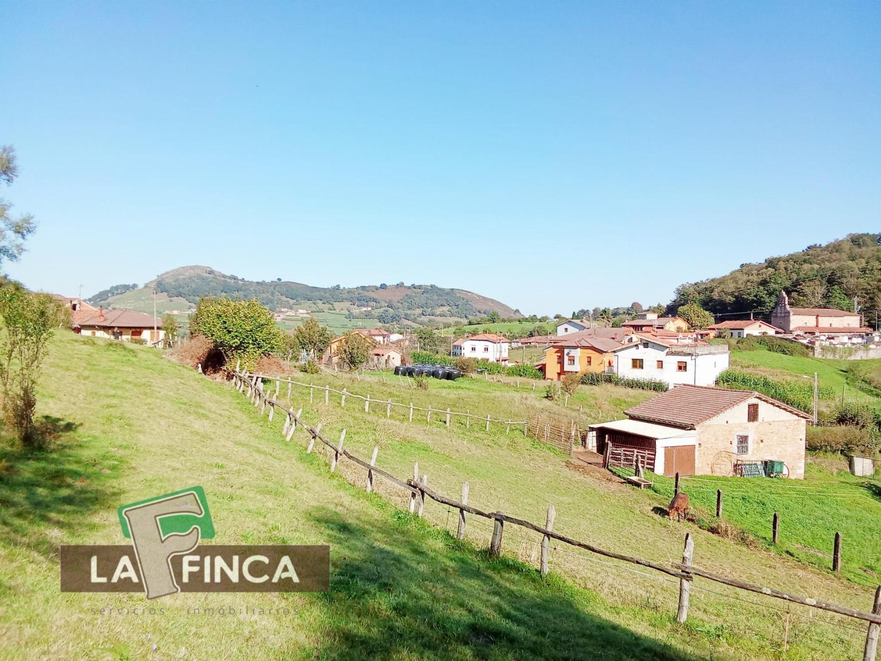 Venta de terreno en Morcín