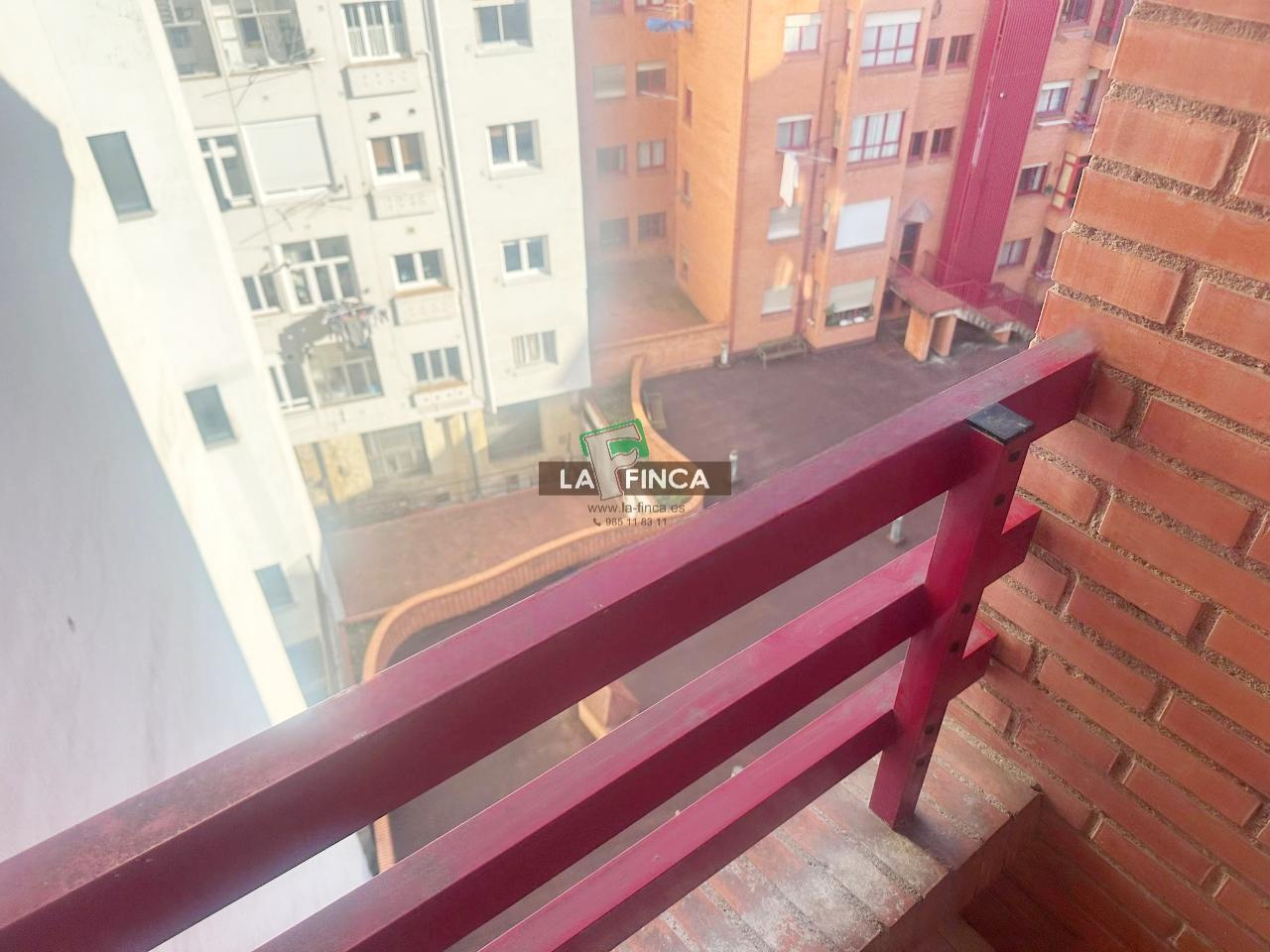 Venta de piso en Oviedo