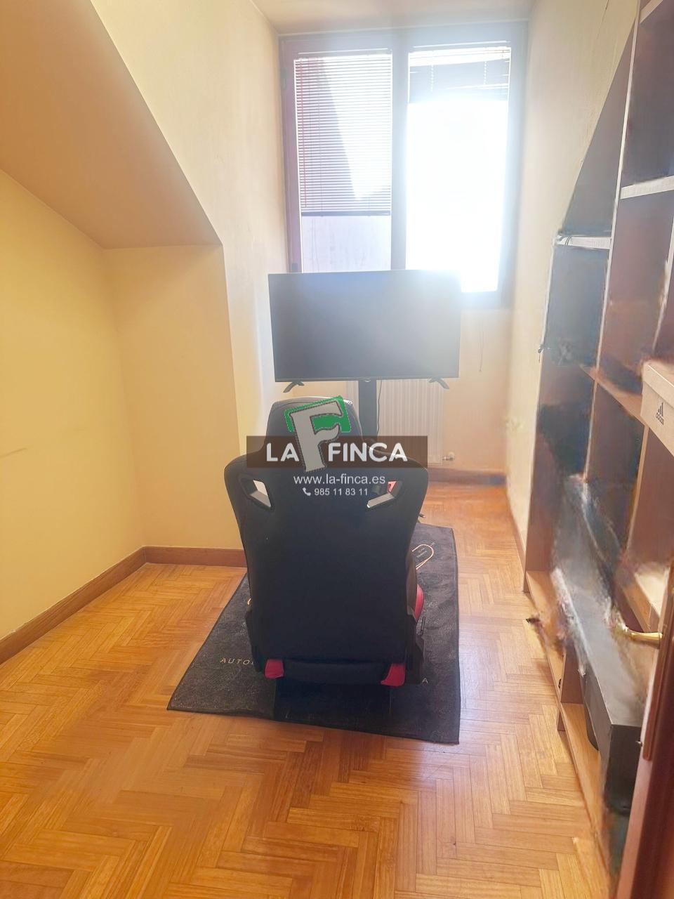 Venta de piso en Oviedo