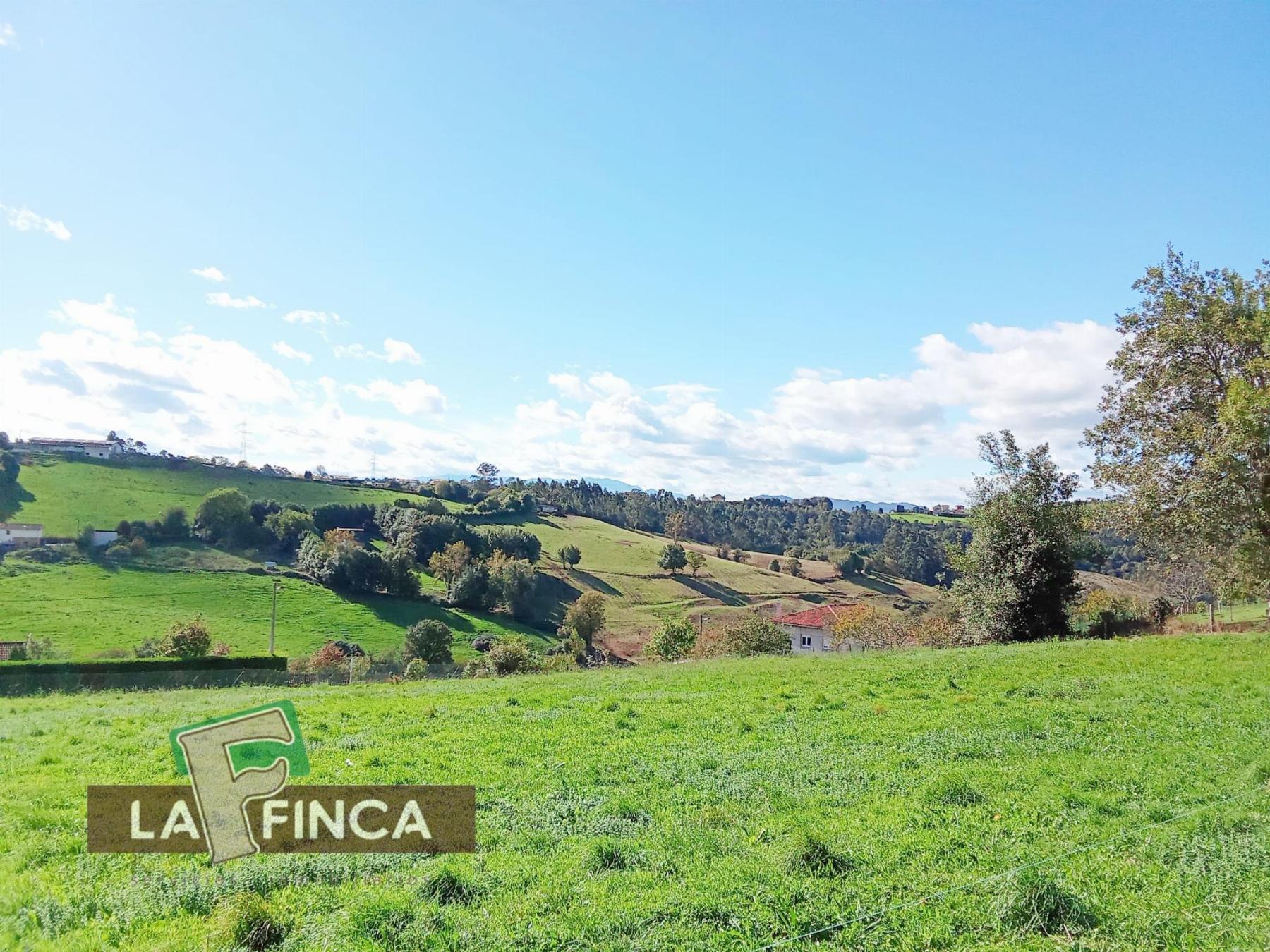 Venta de terreno en Llanera