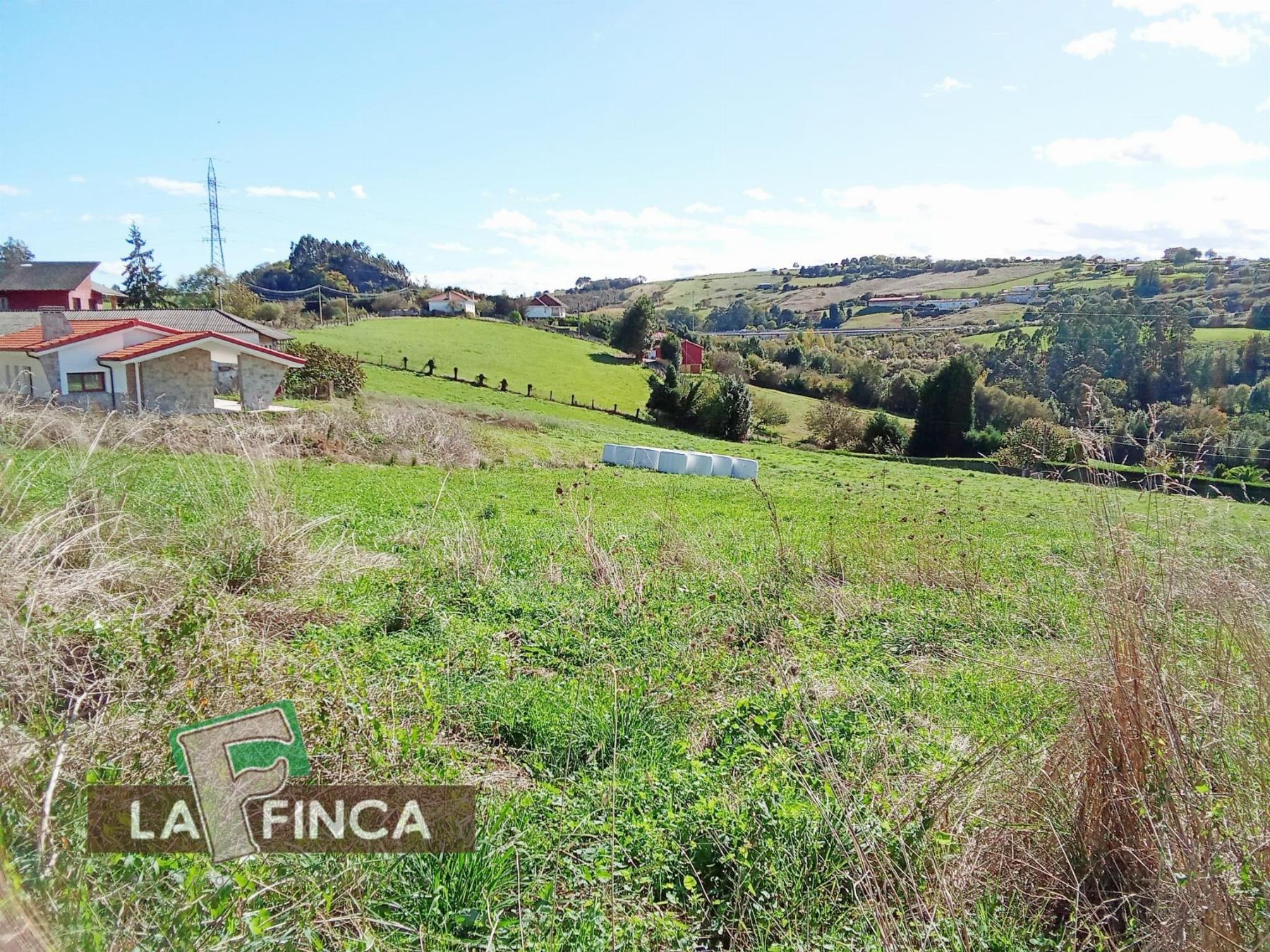Venta de terreno en Llanera