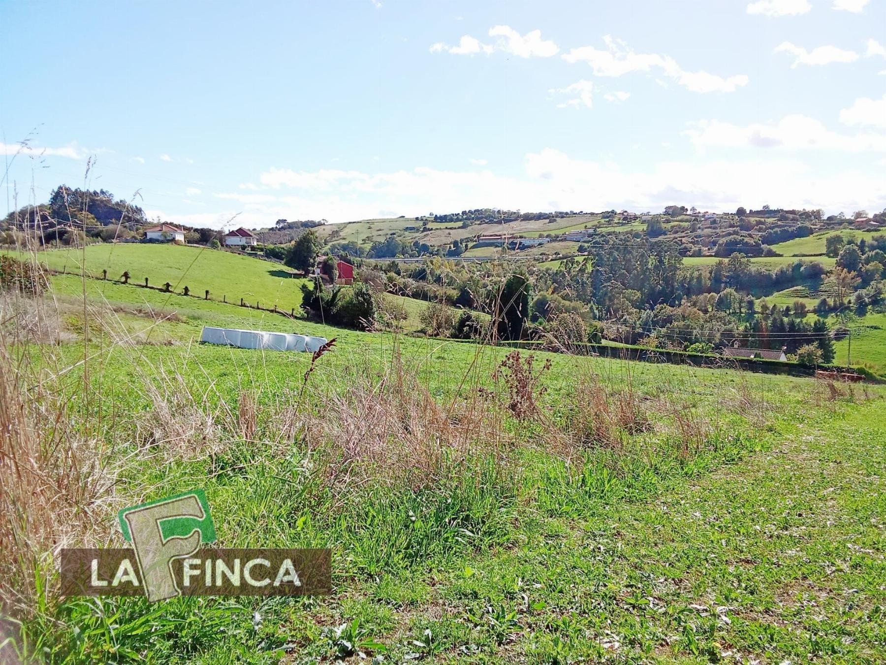 Venta de terreno en Llanera