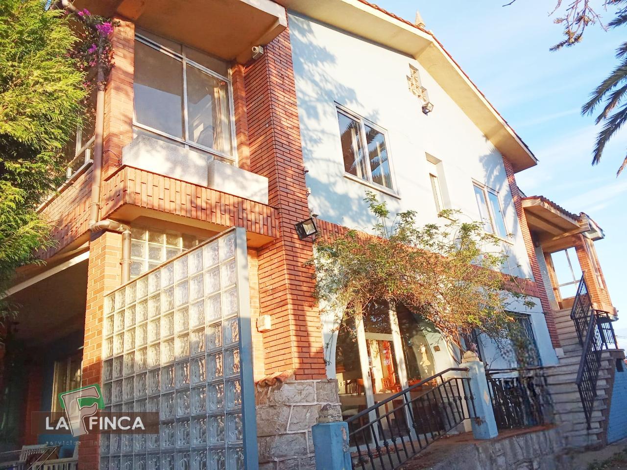 Venta de casa en Muros del Nalón