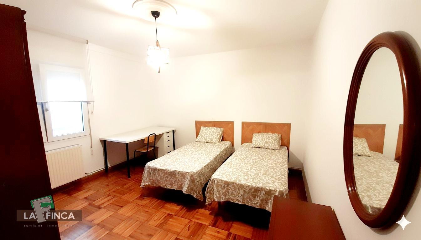 For sale of flat in Oviedo
