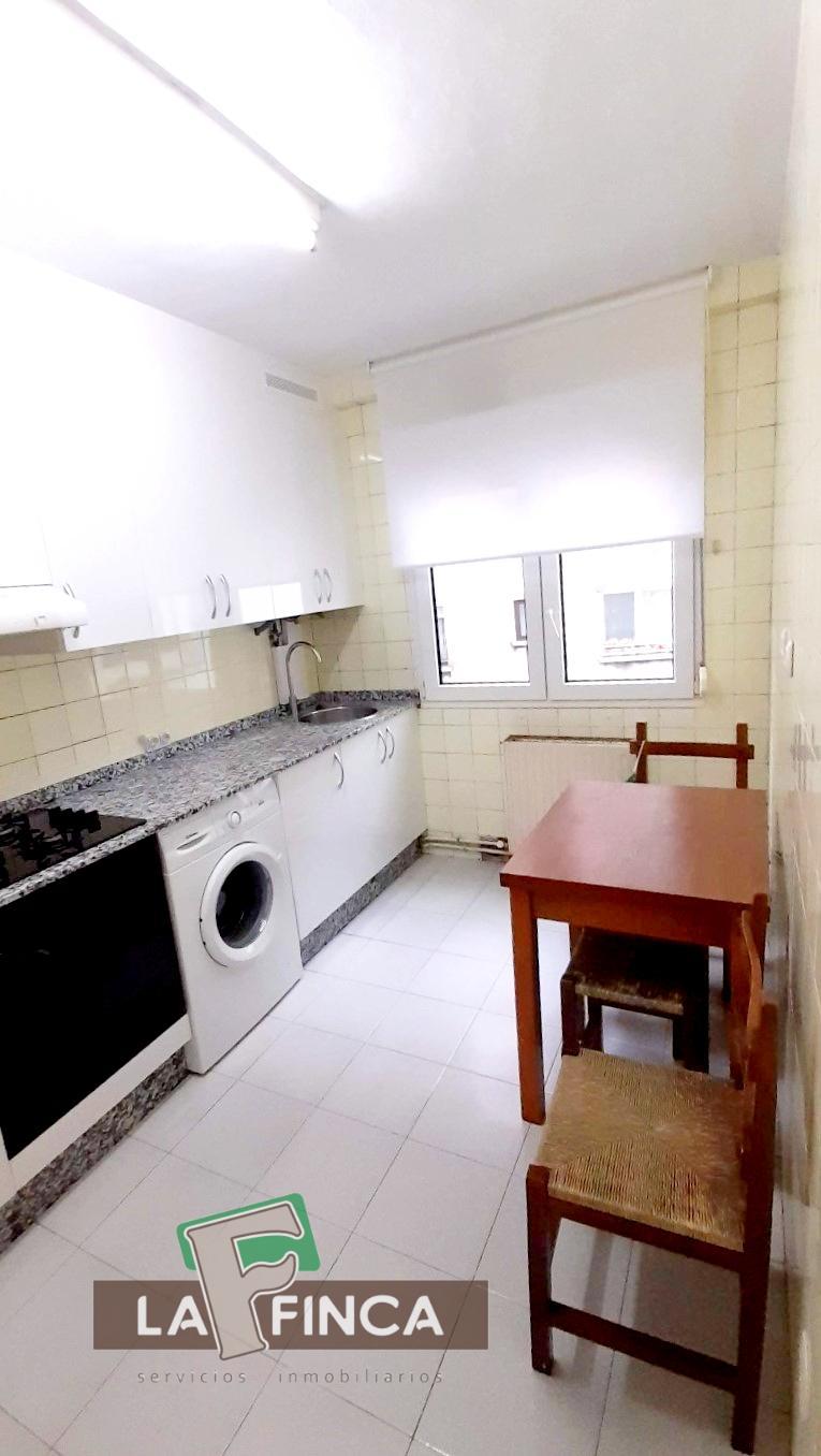 For sale of flat in Oviedo