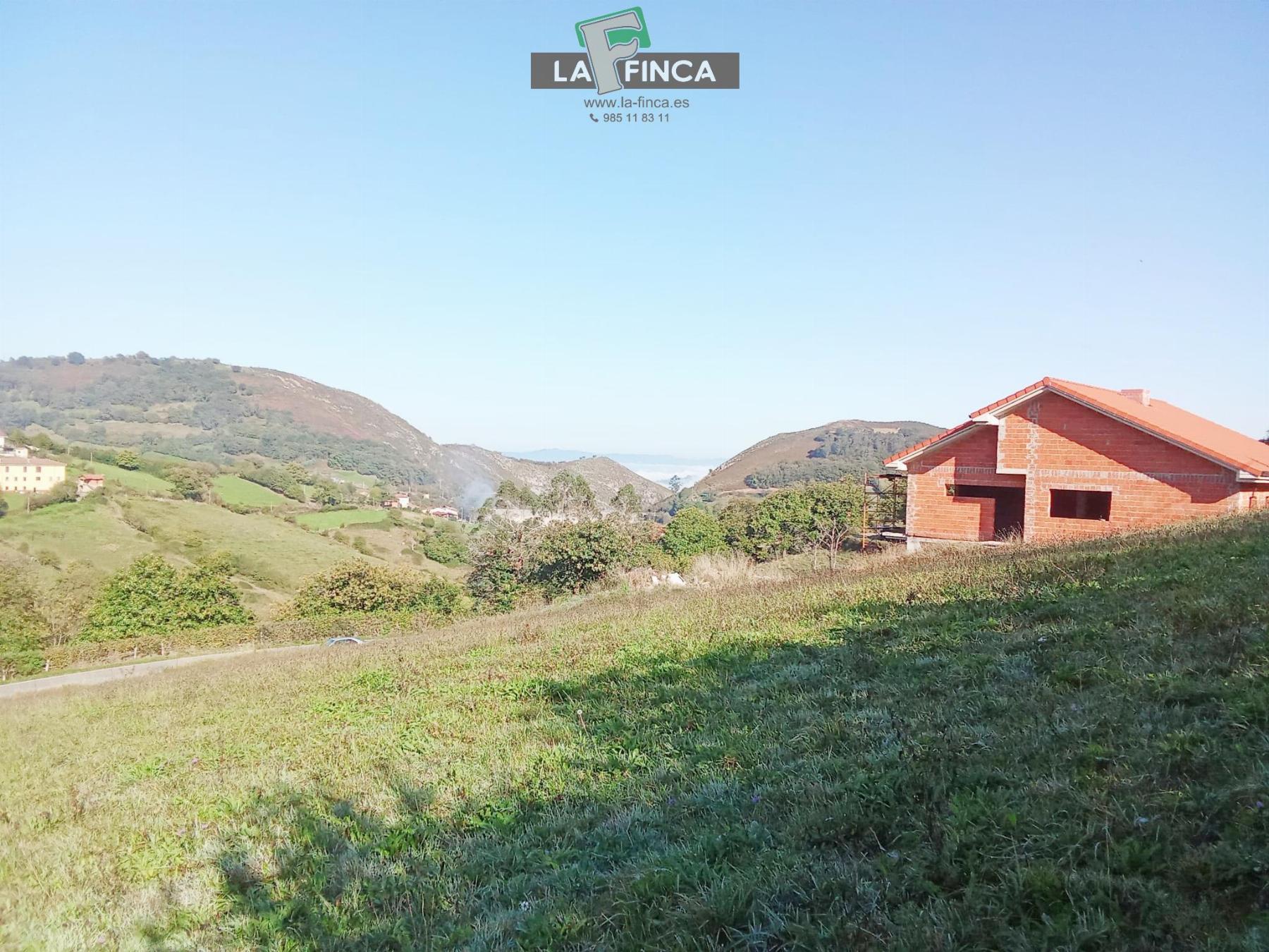 Venta de terreno en Morcín