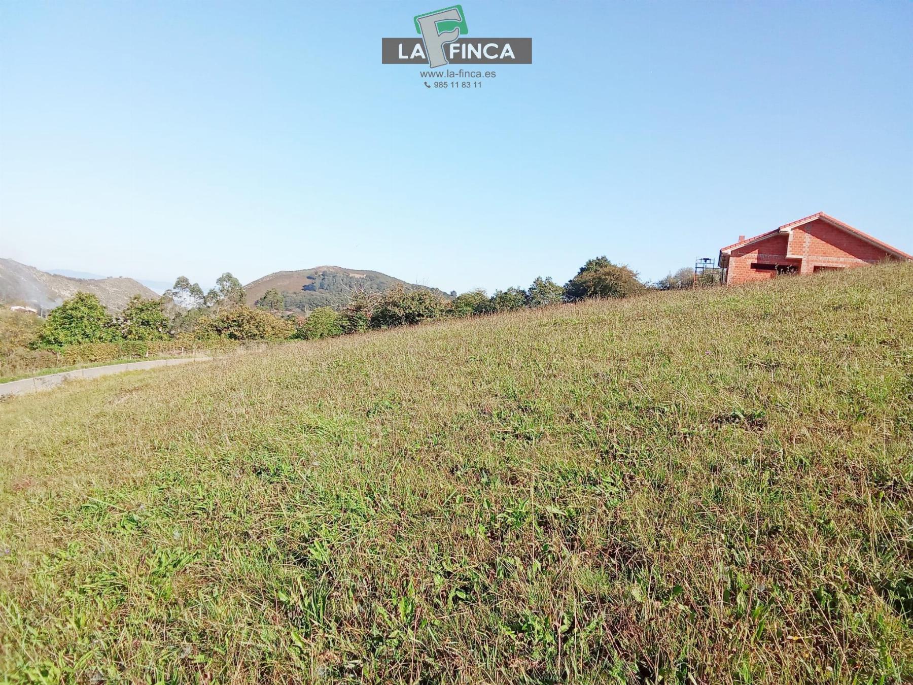 Venta de terreno en Morcín