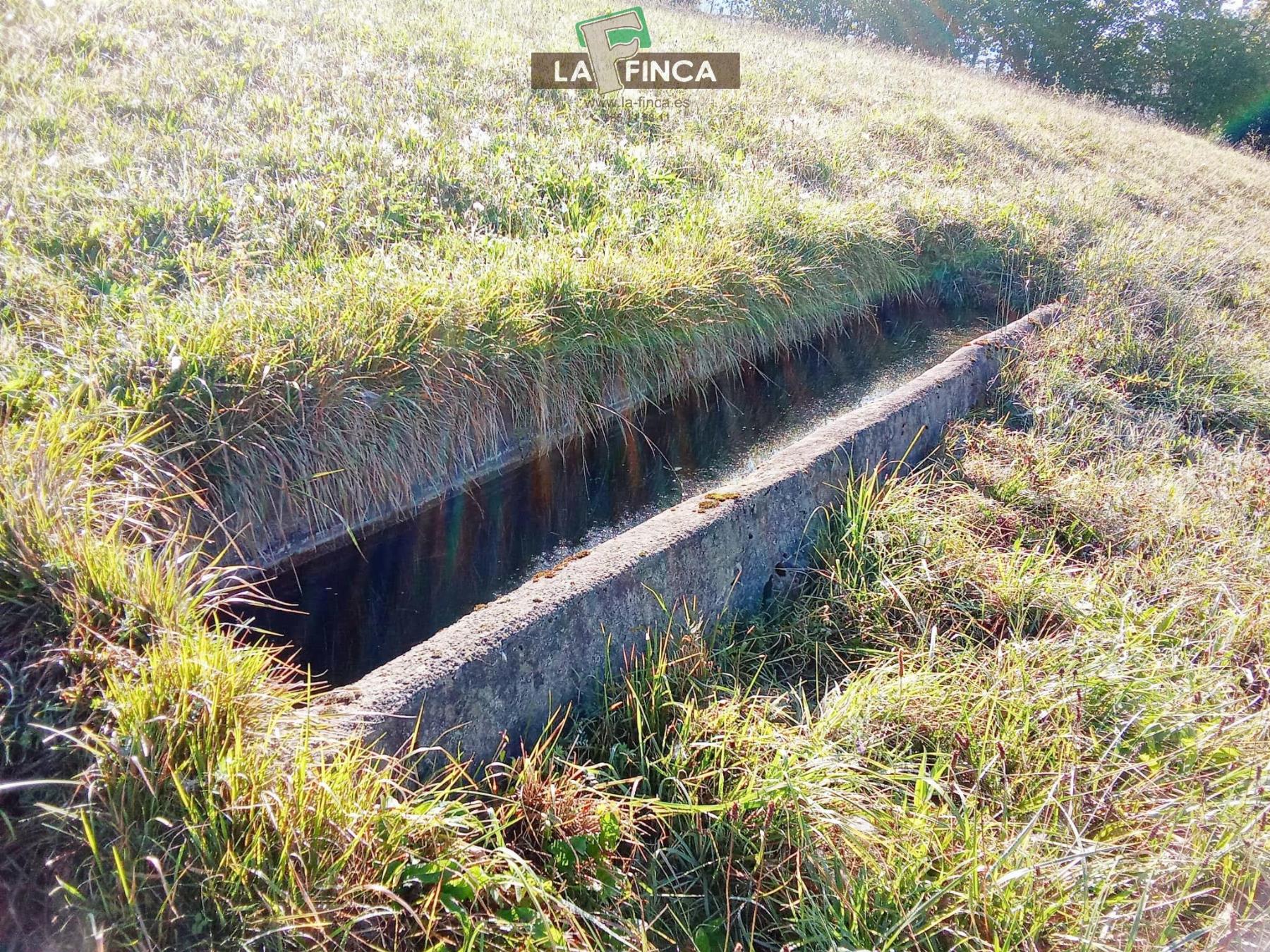 Venta de terreno en Morcín