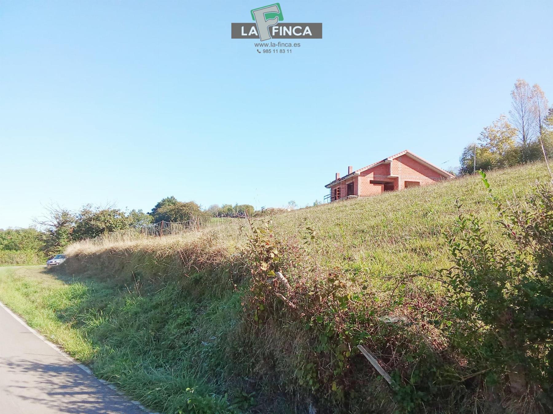 Venta de terreno en Morcín