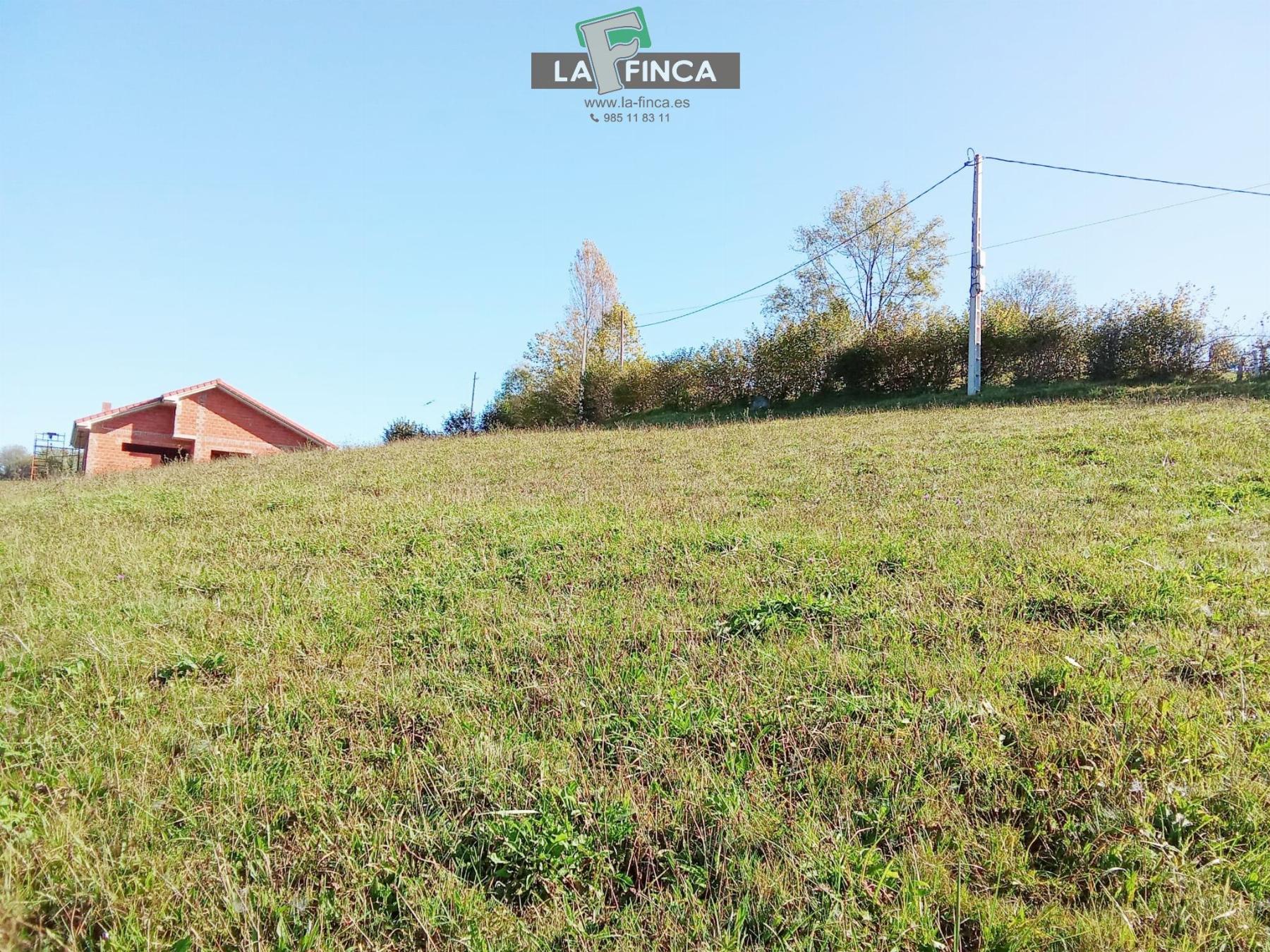 Venta de terreno en Morcín