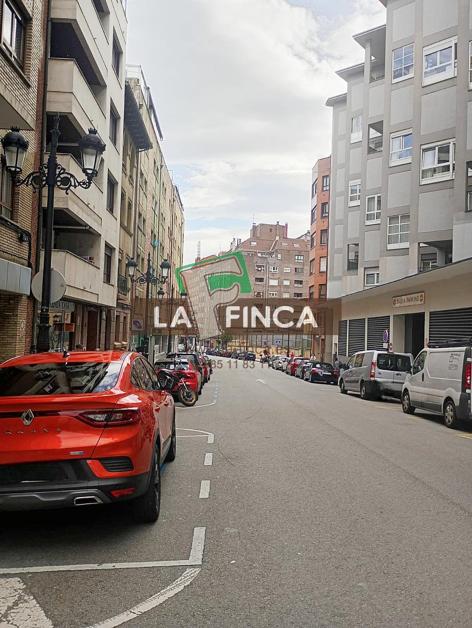 For sale of garage in Oviedo