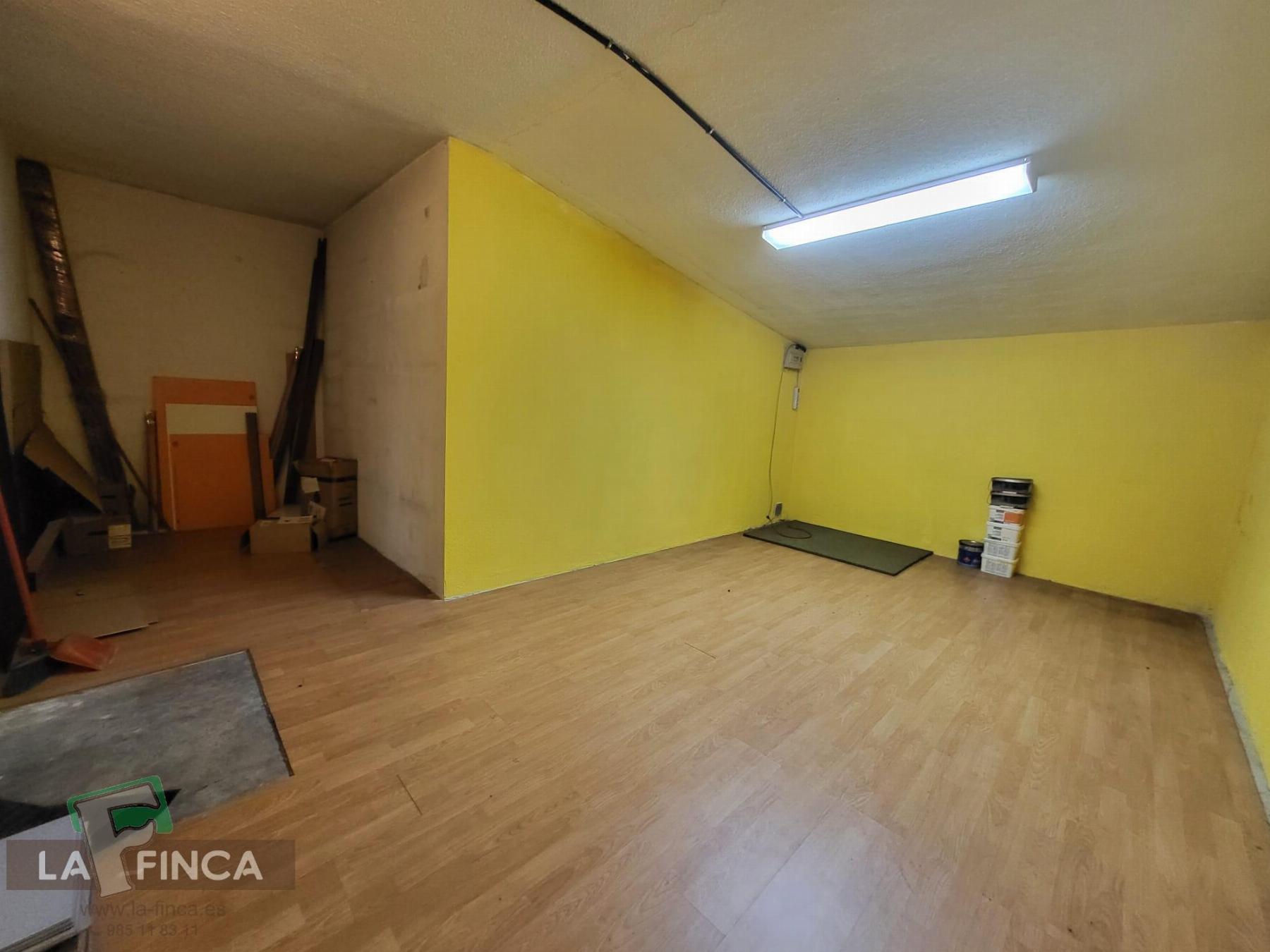 For sale of flat in Oviedo