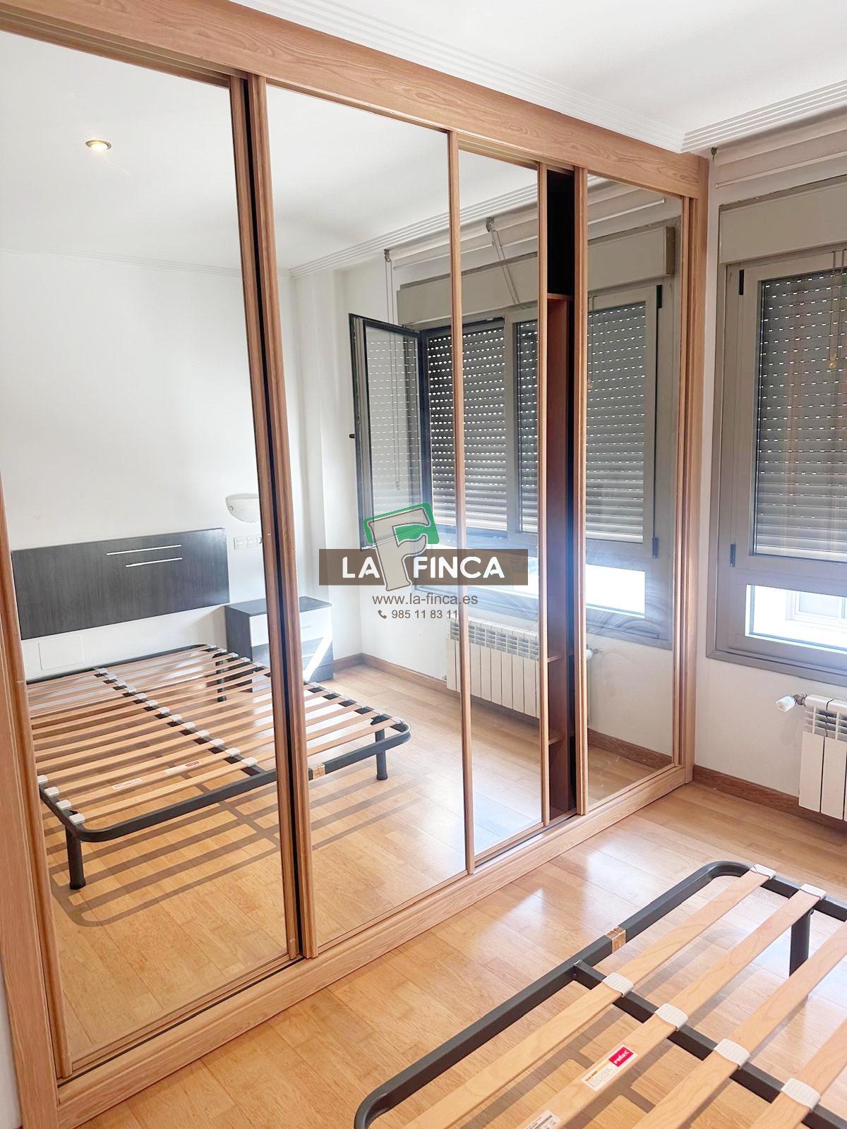 For sale of flat in Oviedo