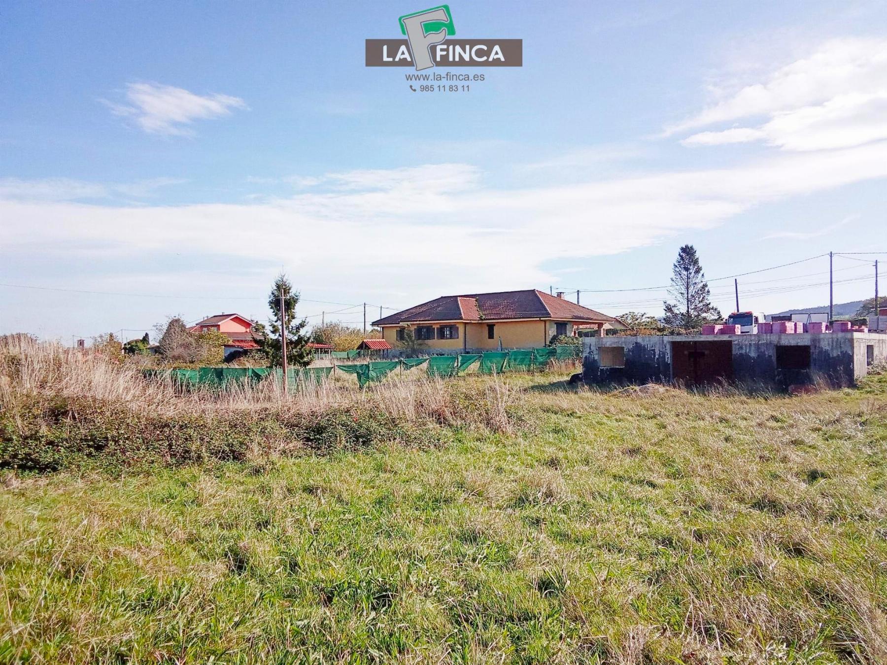 For sale of land in Corvera