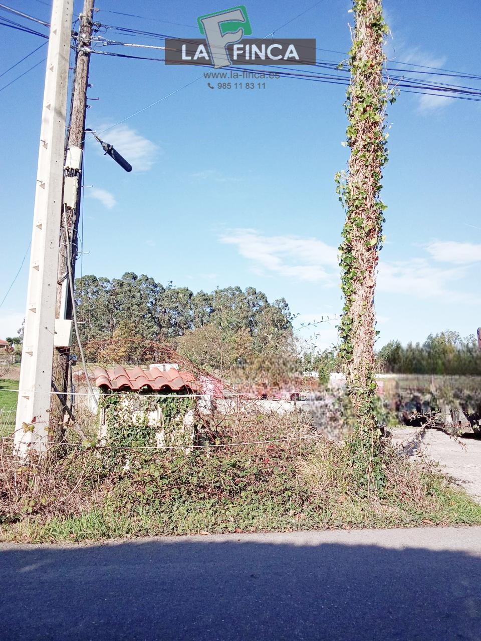 For sale of land in Corvera