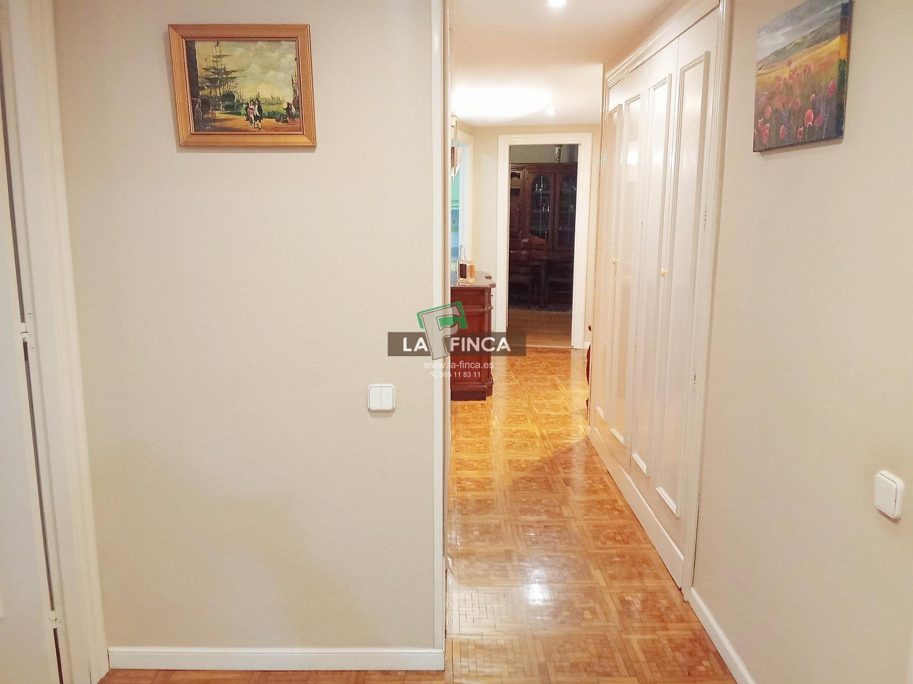 For rent of flat in Oviedo
