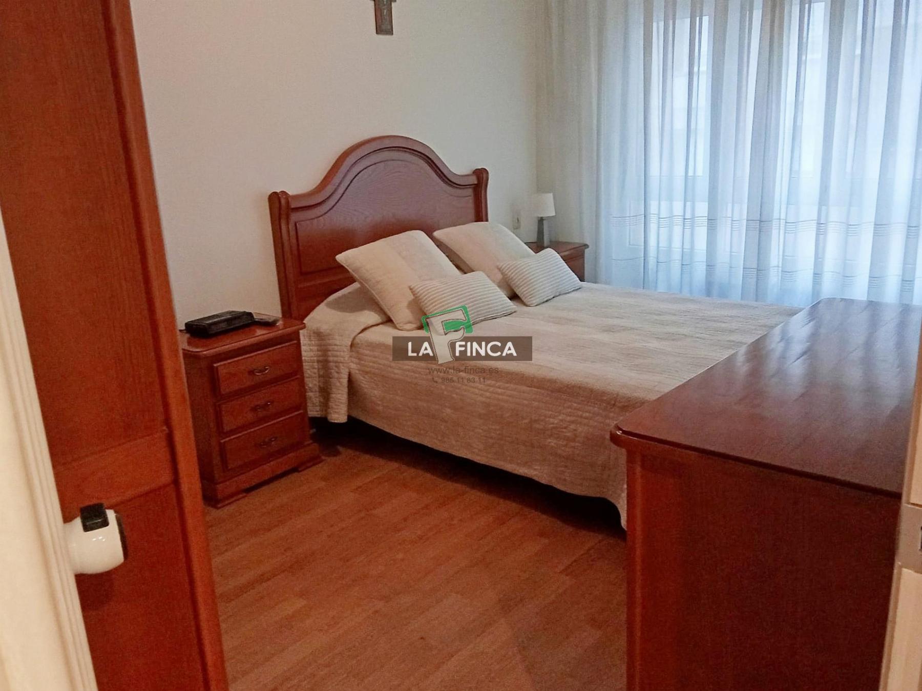 For rent of flat in Oviedo