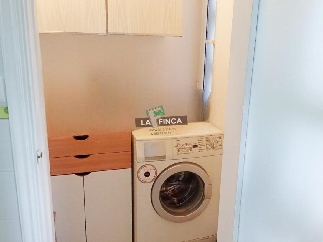 For rent of flat in Oviedo
