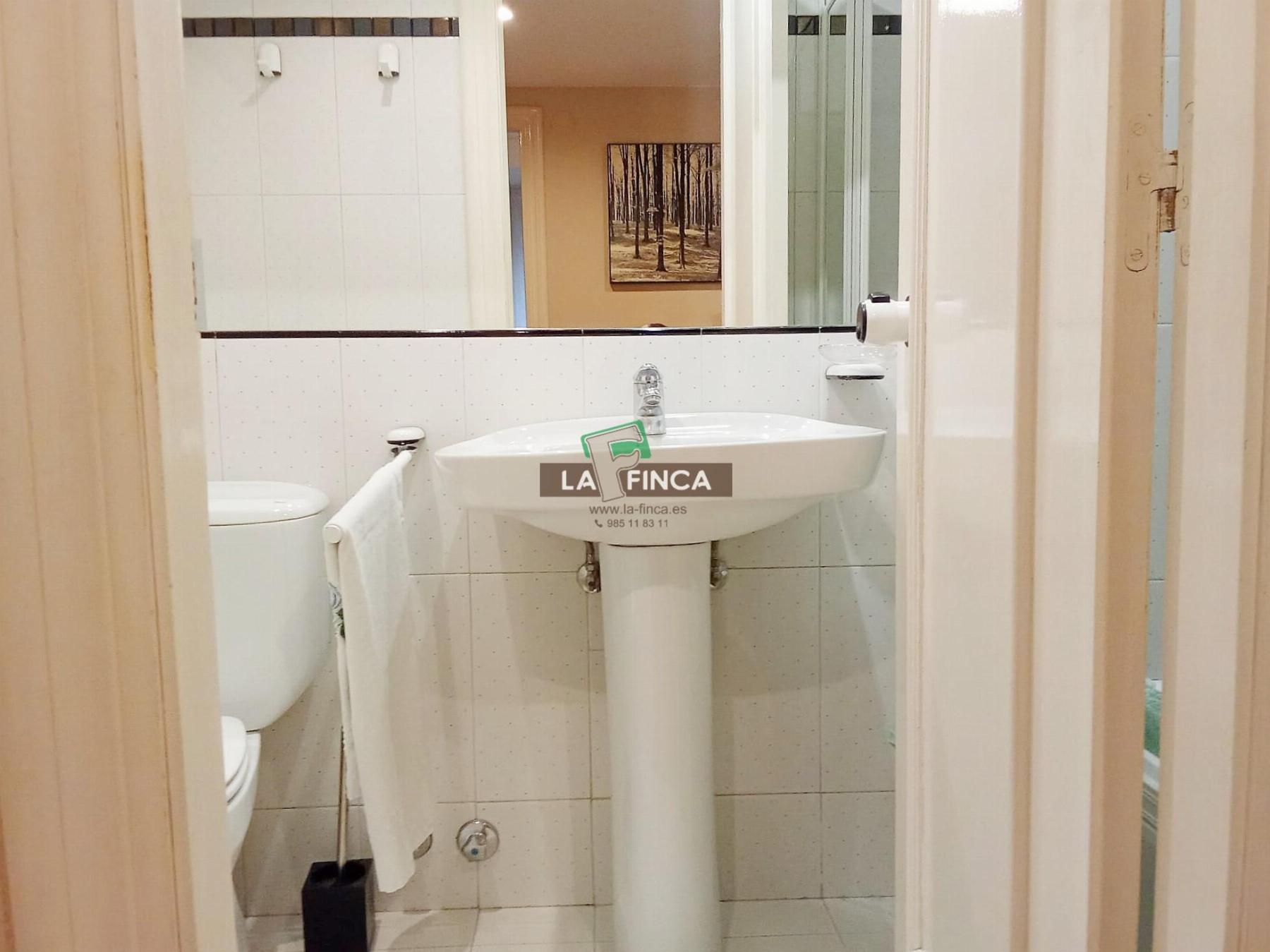 For rent of flat in Oviedo