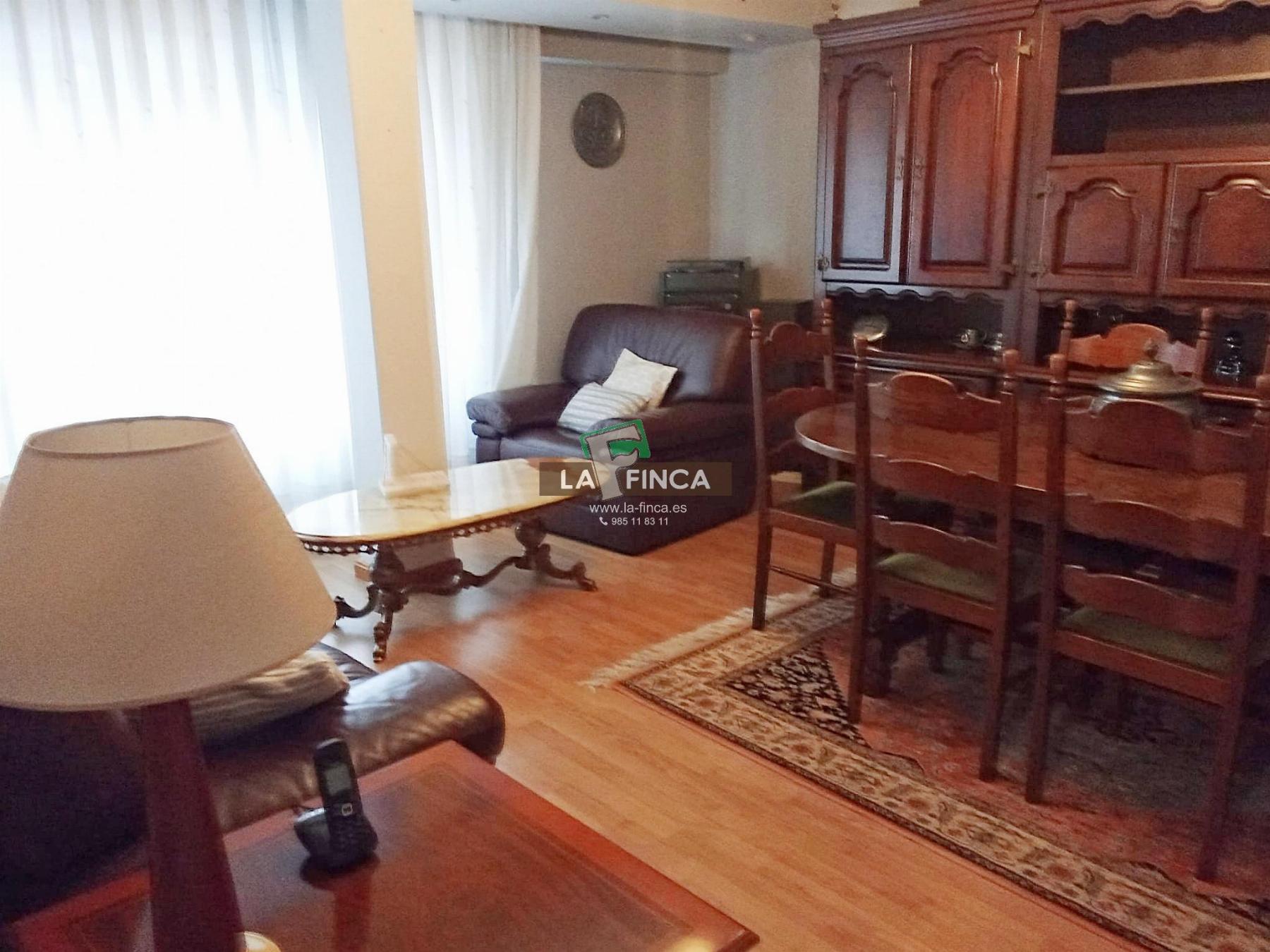 For rent of flat in Oviedo