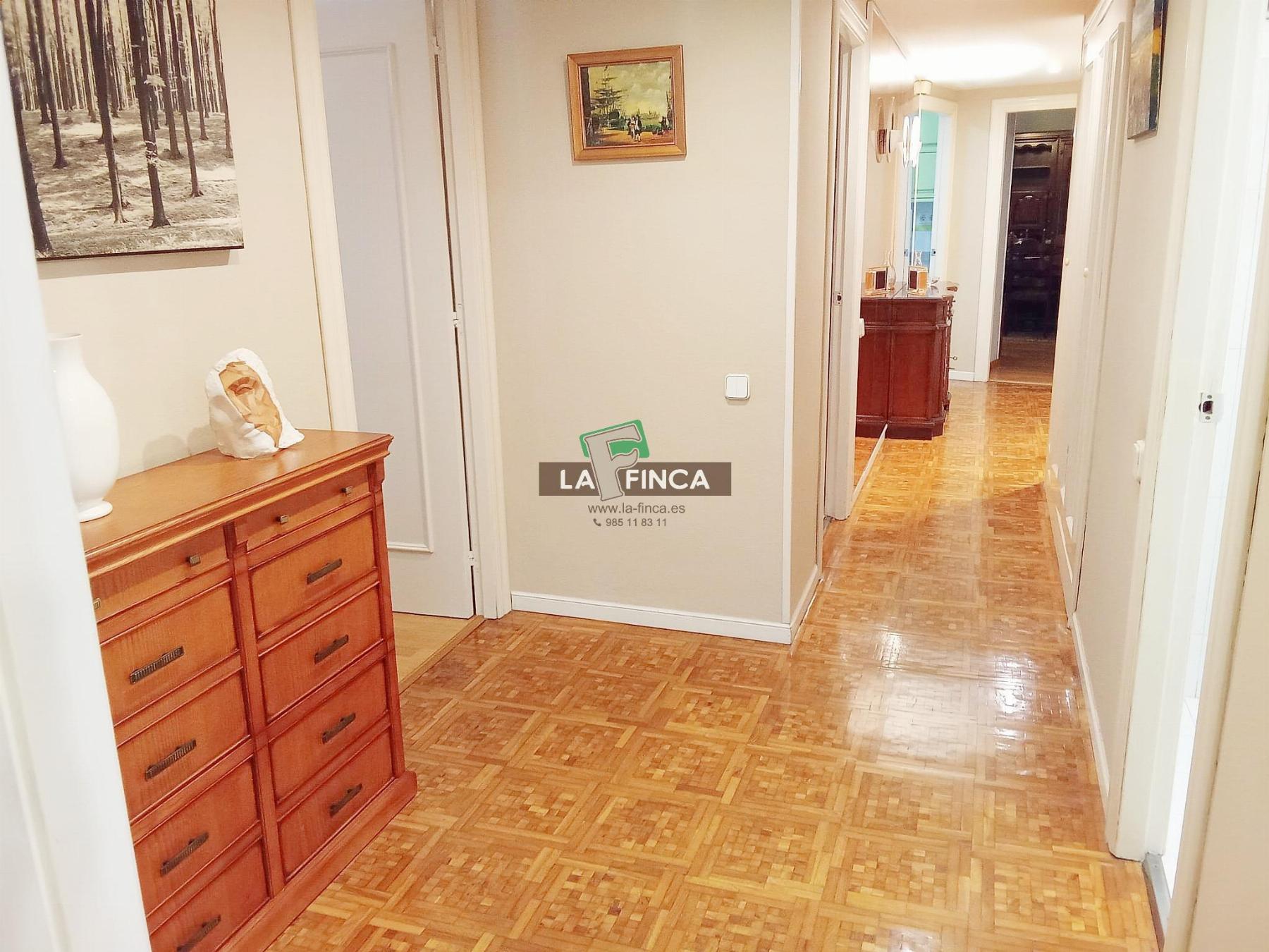 For rent of flat in Oviedo