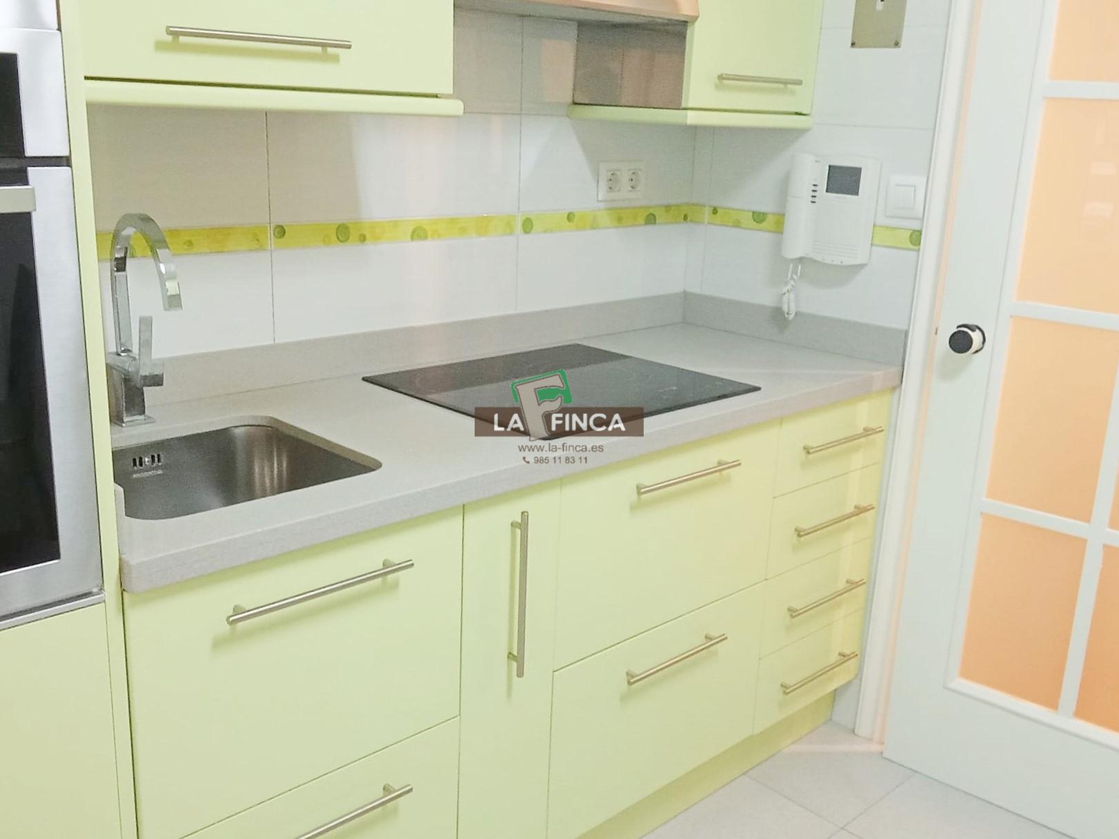 For rent of flat in Oviedo