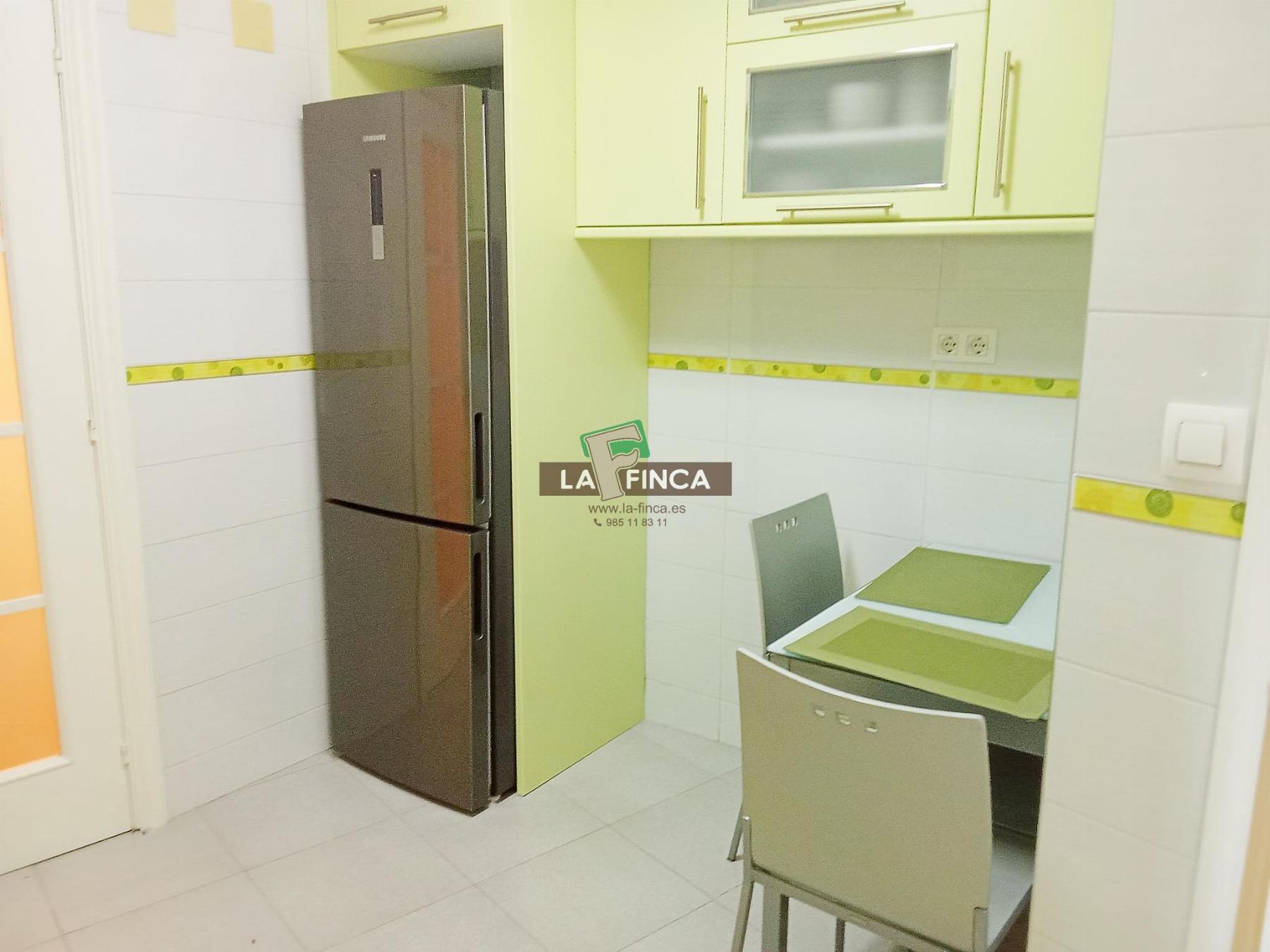 For rent of flat in Oviedo