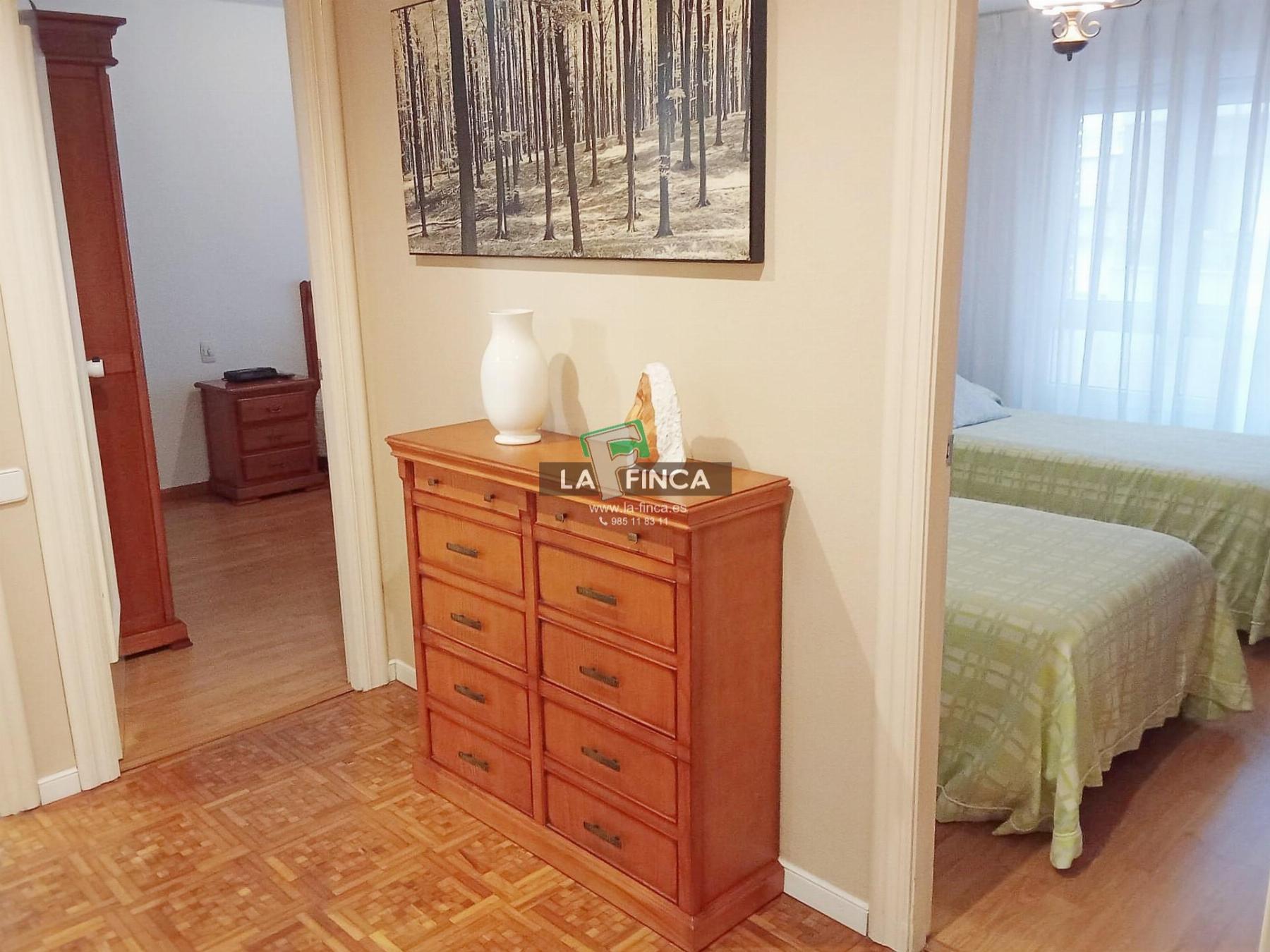 For rent of flat in Oviedo