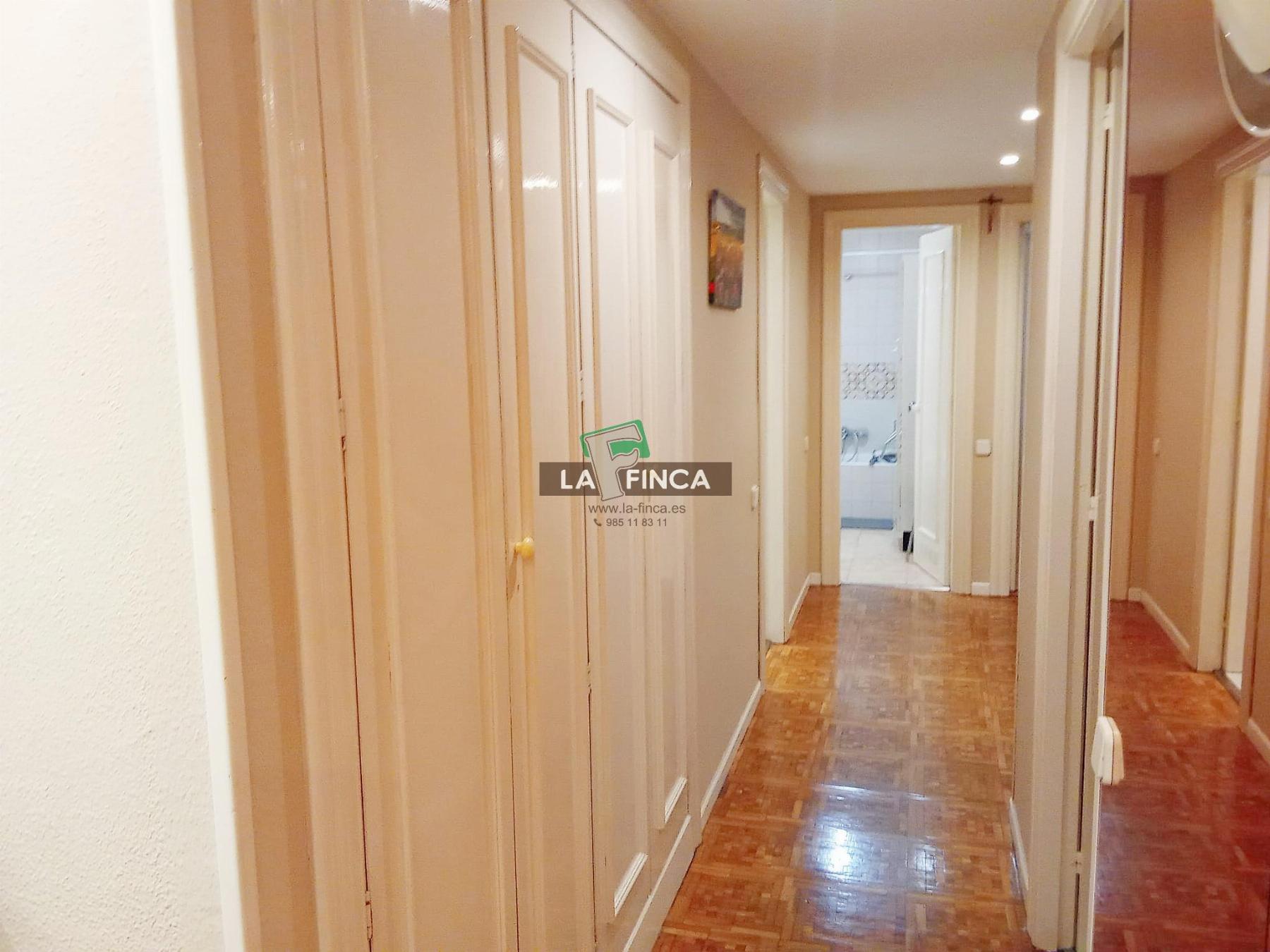 For rent of flat in Oviedo